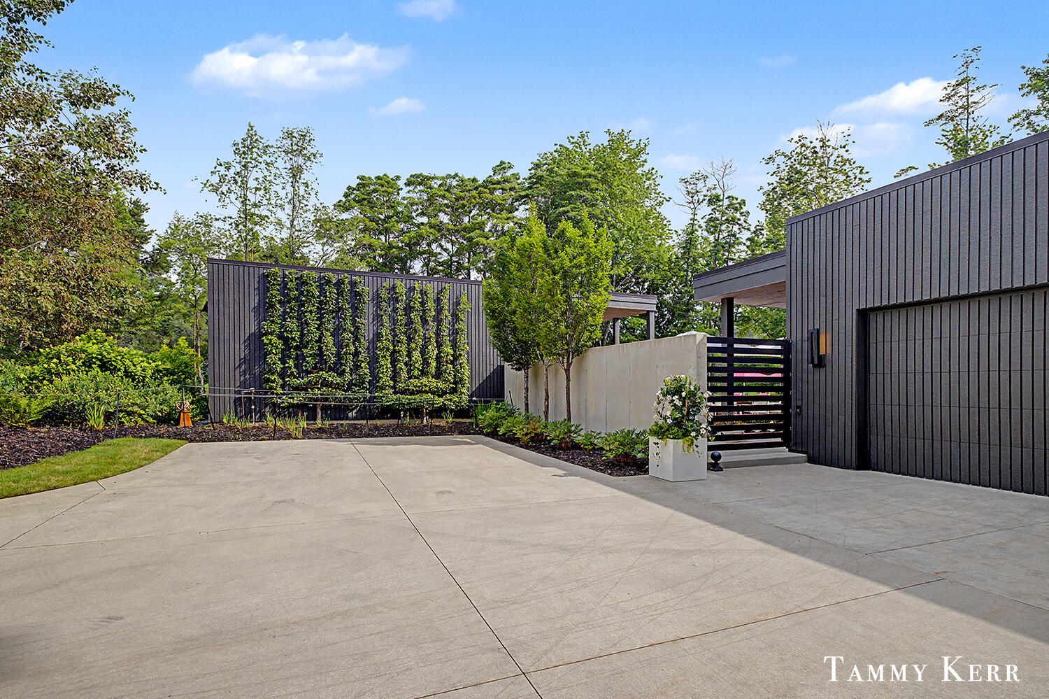 702 Golfview Drive 13