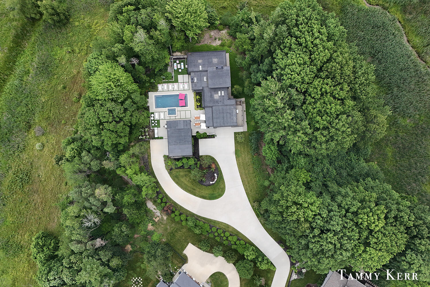702 Golfview Drive 13