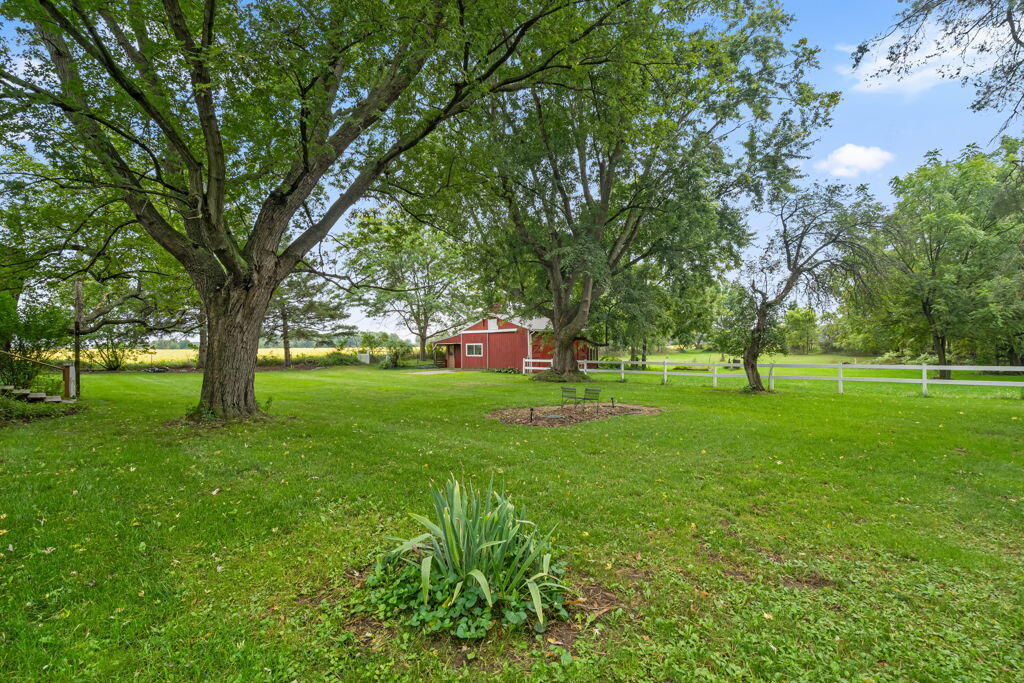 15747 Coral Road