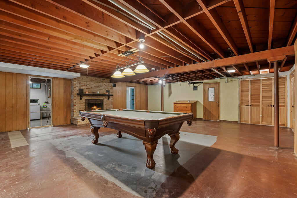 15747 Coral Road