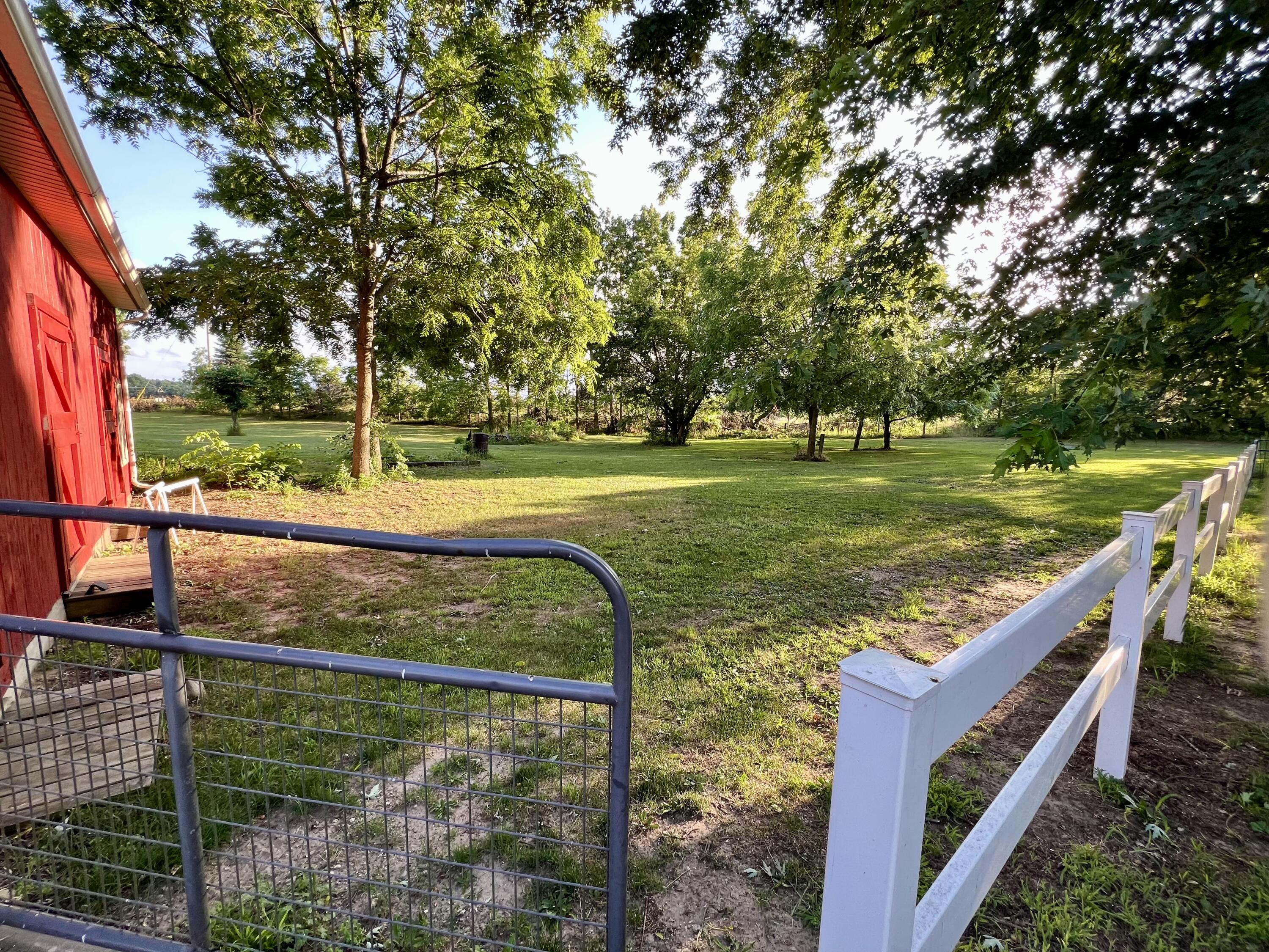 15747 Coral Road