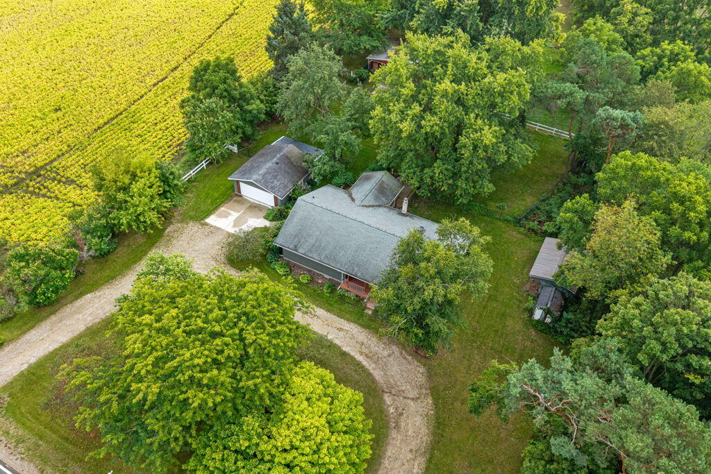 15747 Coral Road