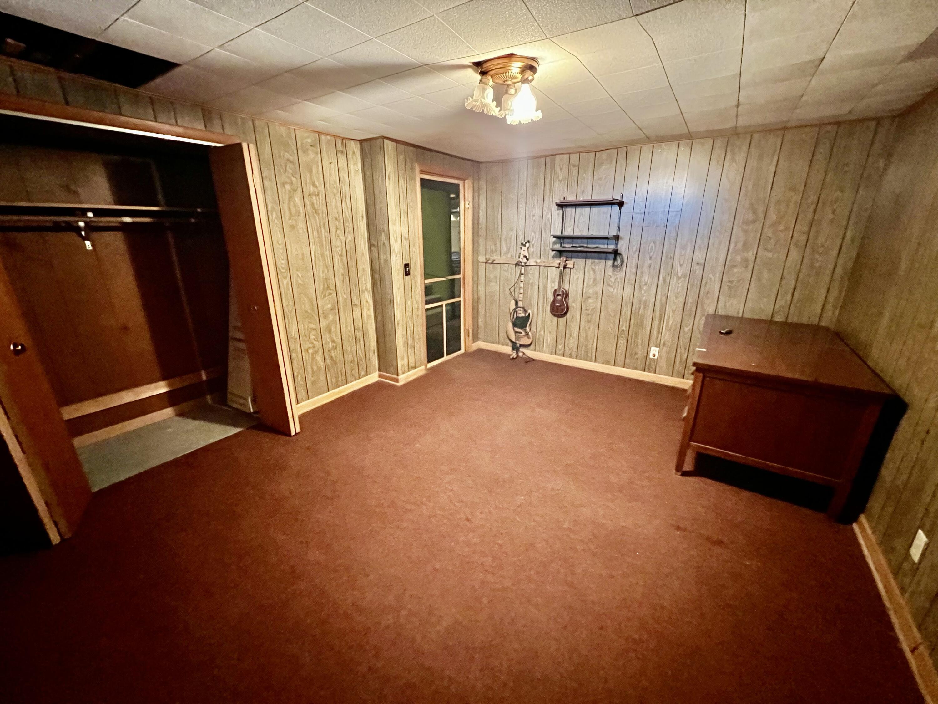 15747 Coral Road