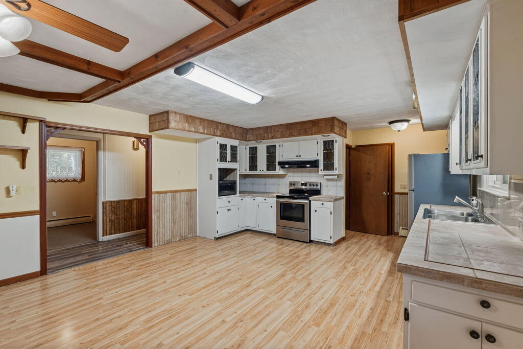 15747 Coral Road