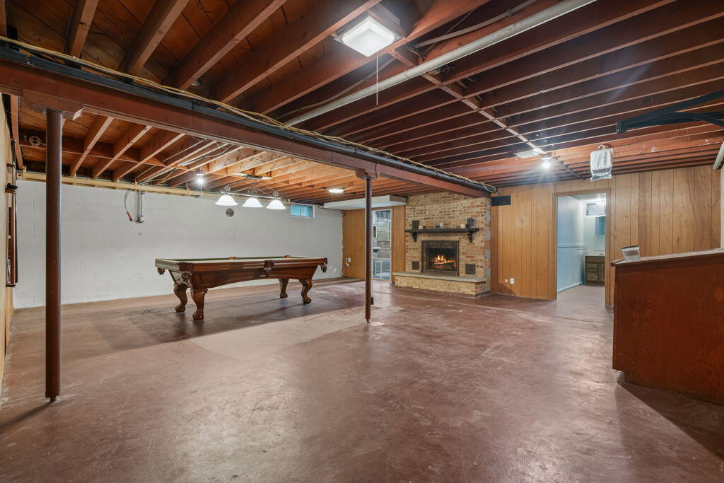 15747 Coral Road