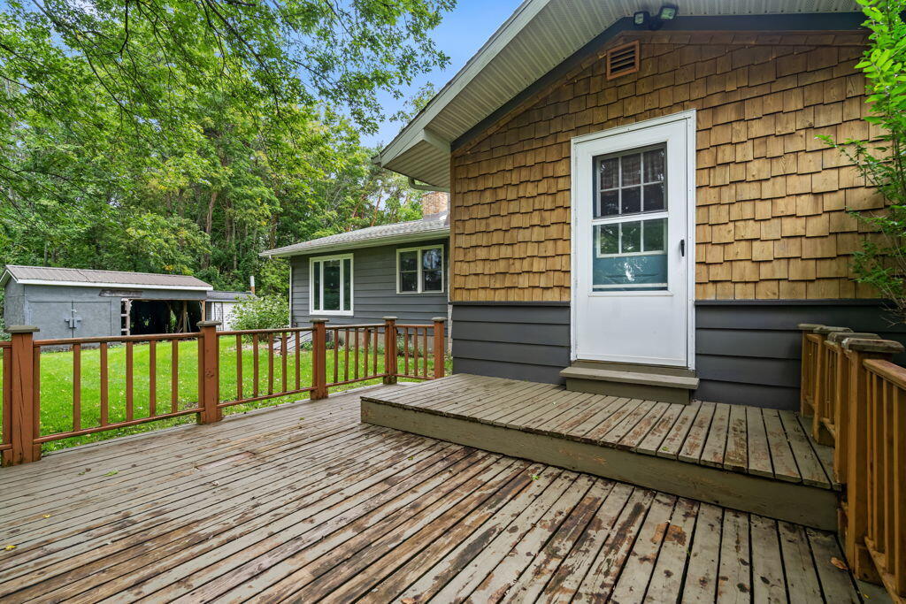 15747 Coral Road