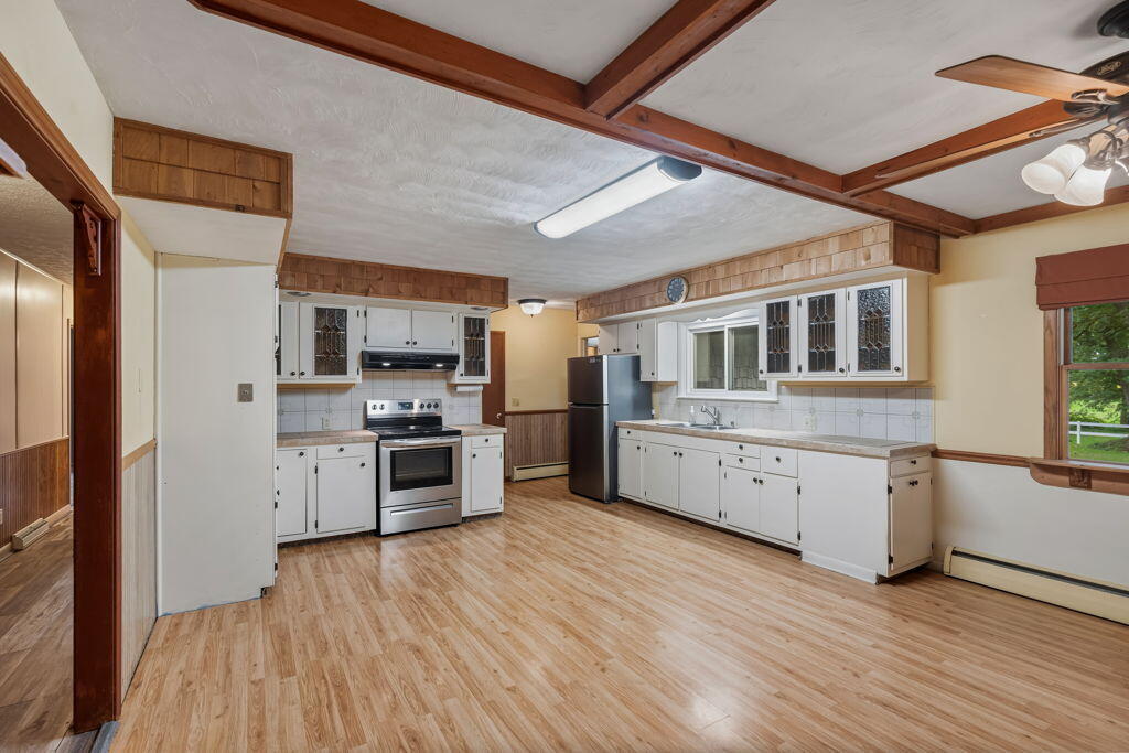 15747 Coral Road
