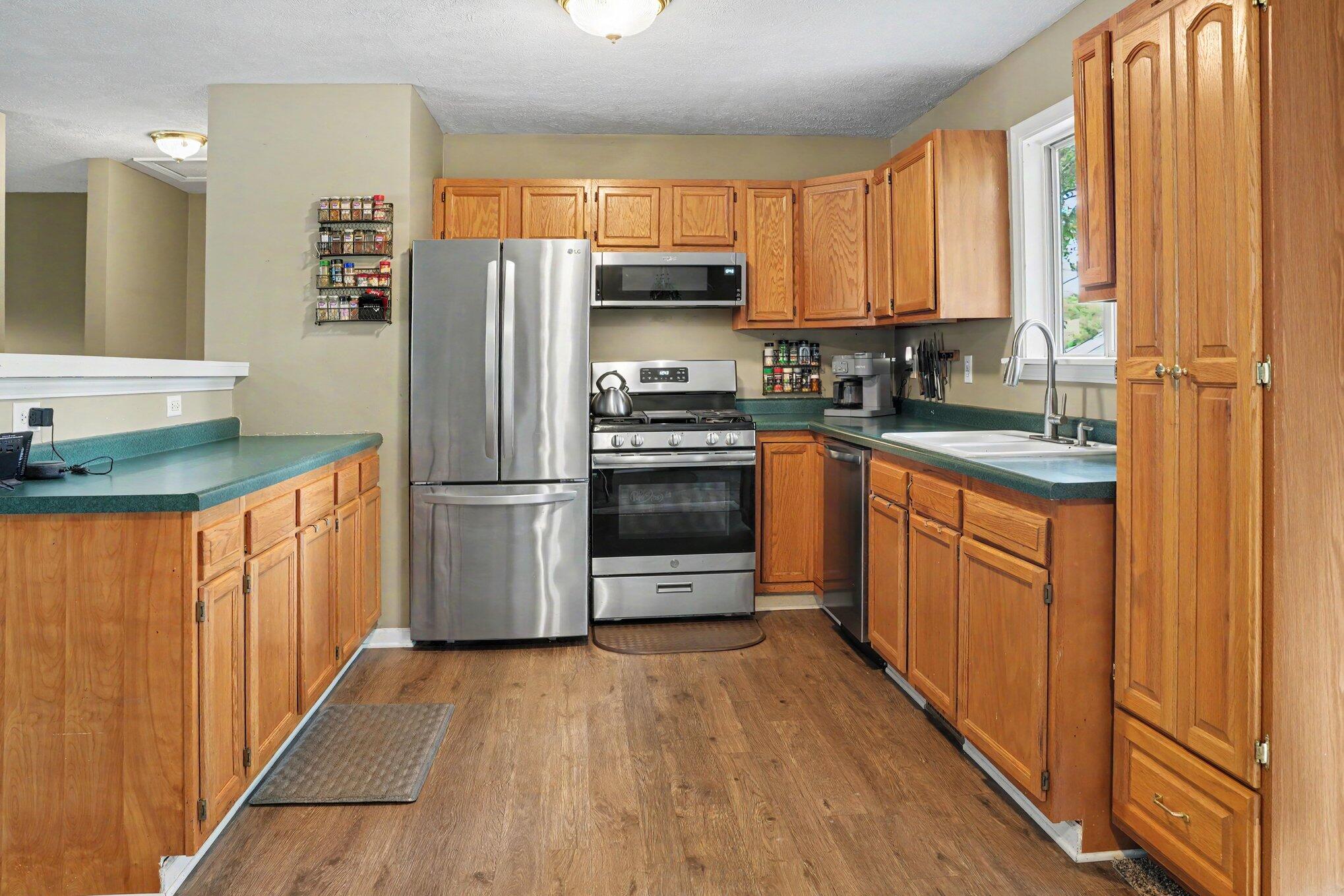 210 W 4th Street