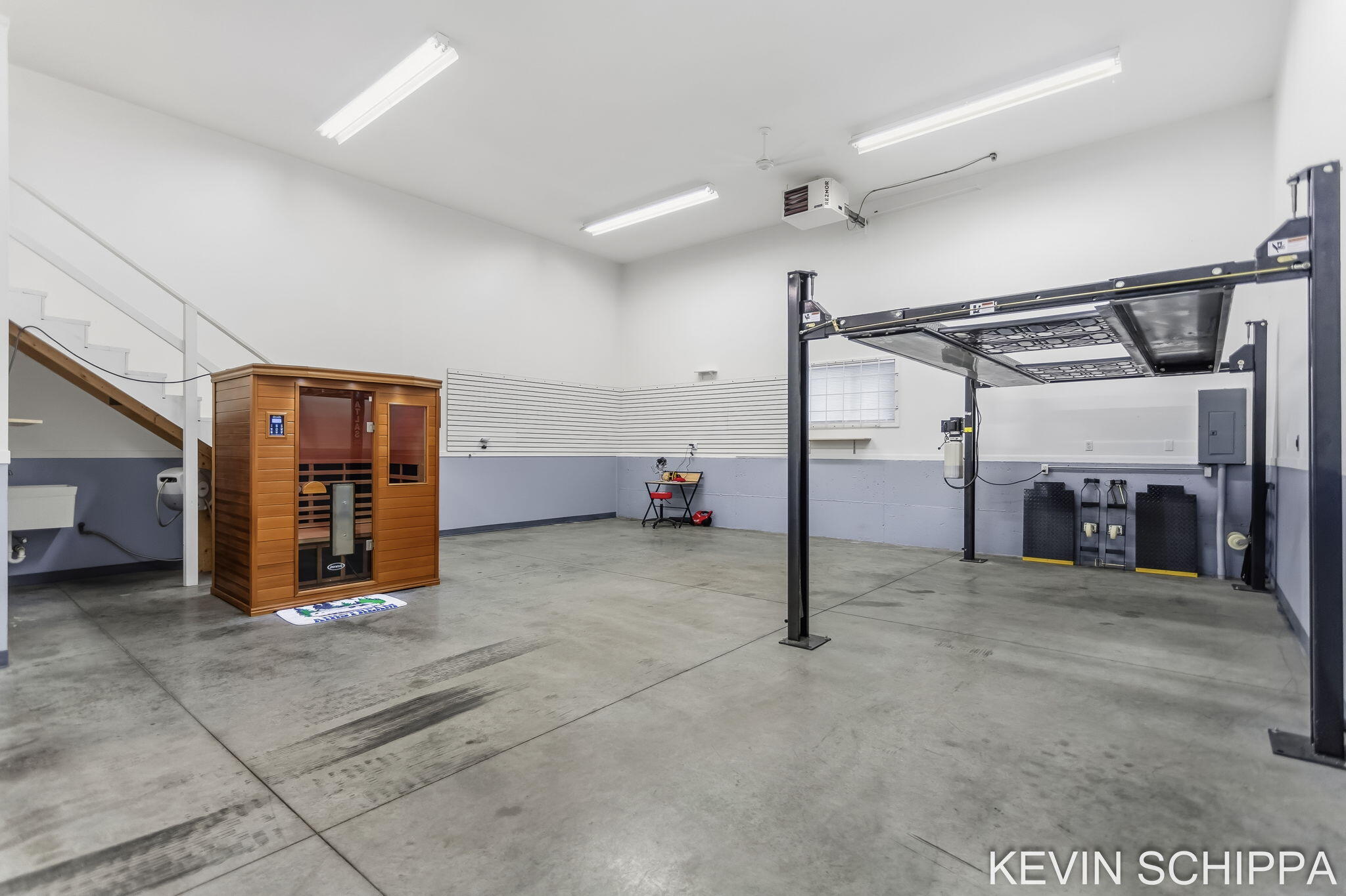 6785 Enterprise Drive 7