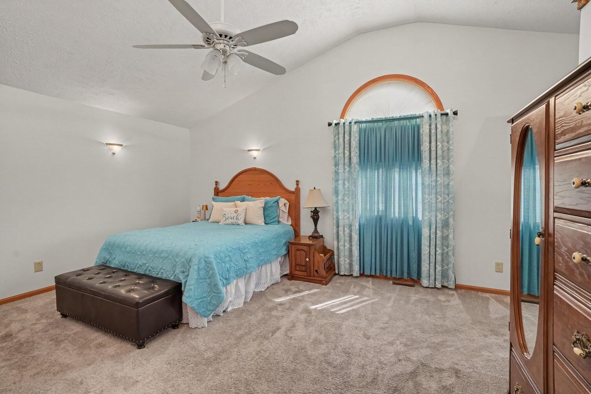 12996 Bayview Drive