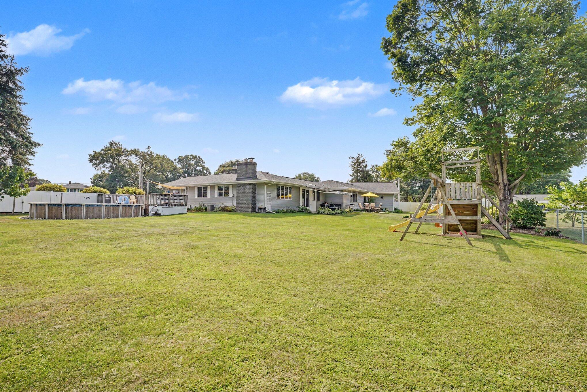12996 Bayview Drive