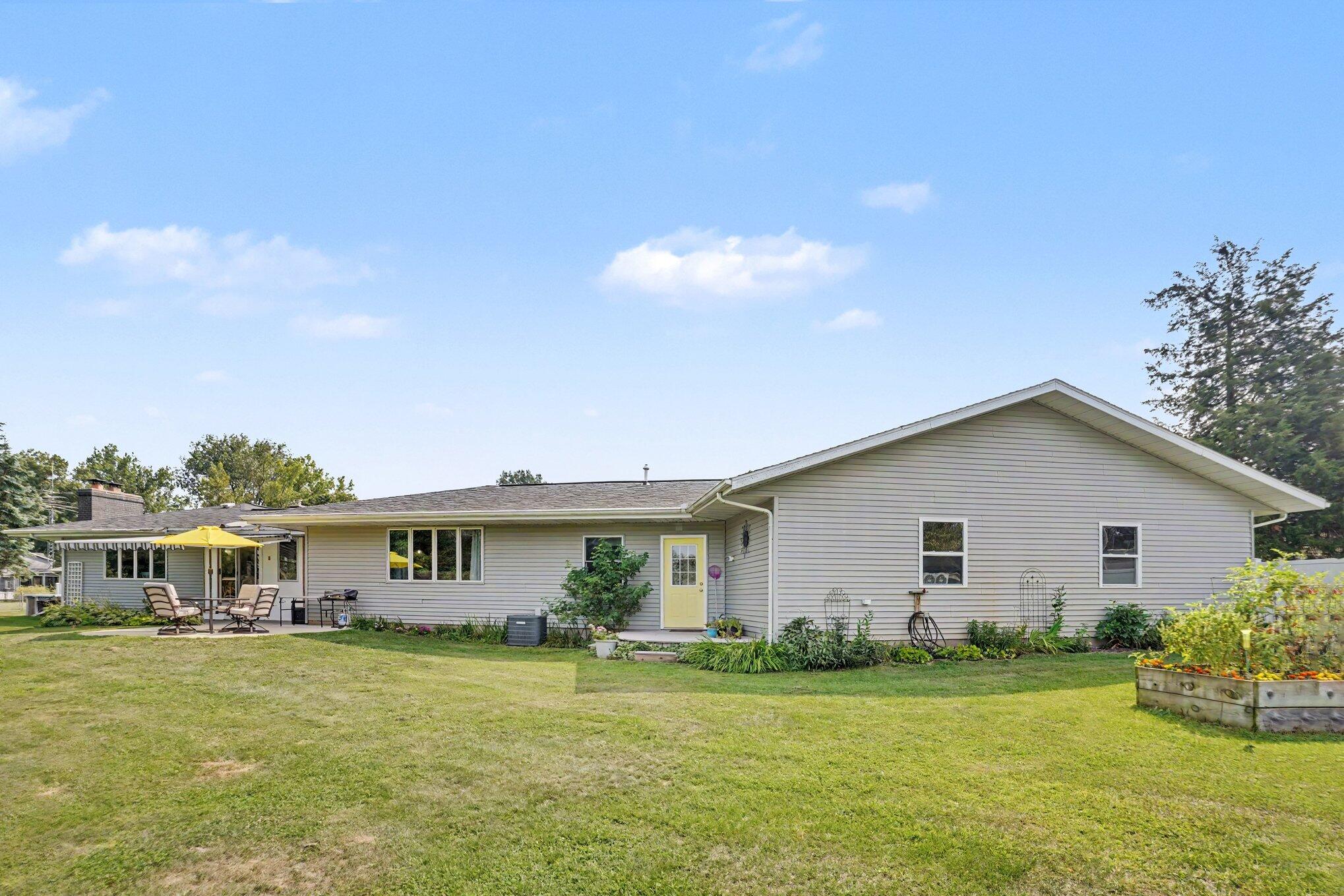 12996 Bayview Drive