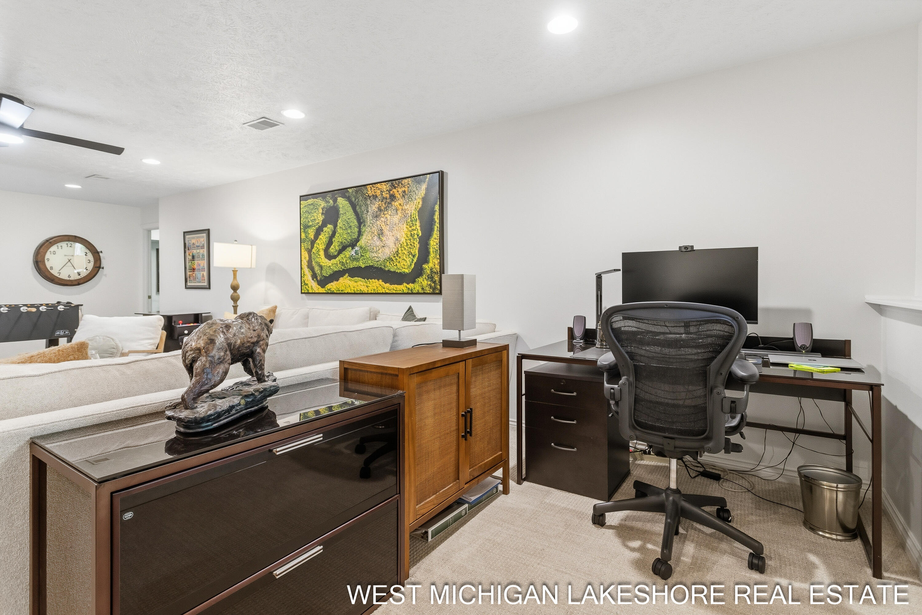 3260 Lorrimar Lane