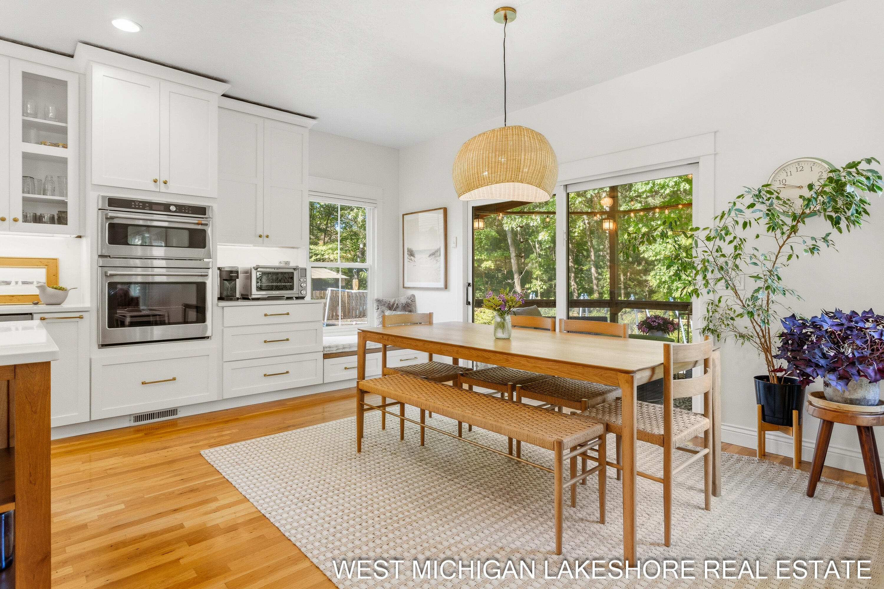 3260 Lorrimar Lane