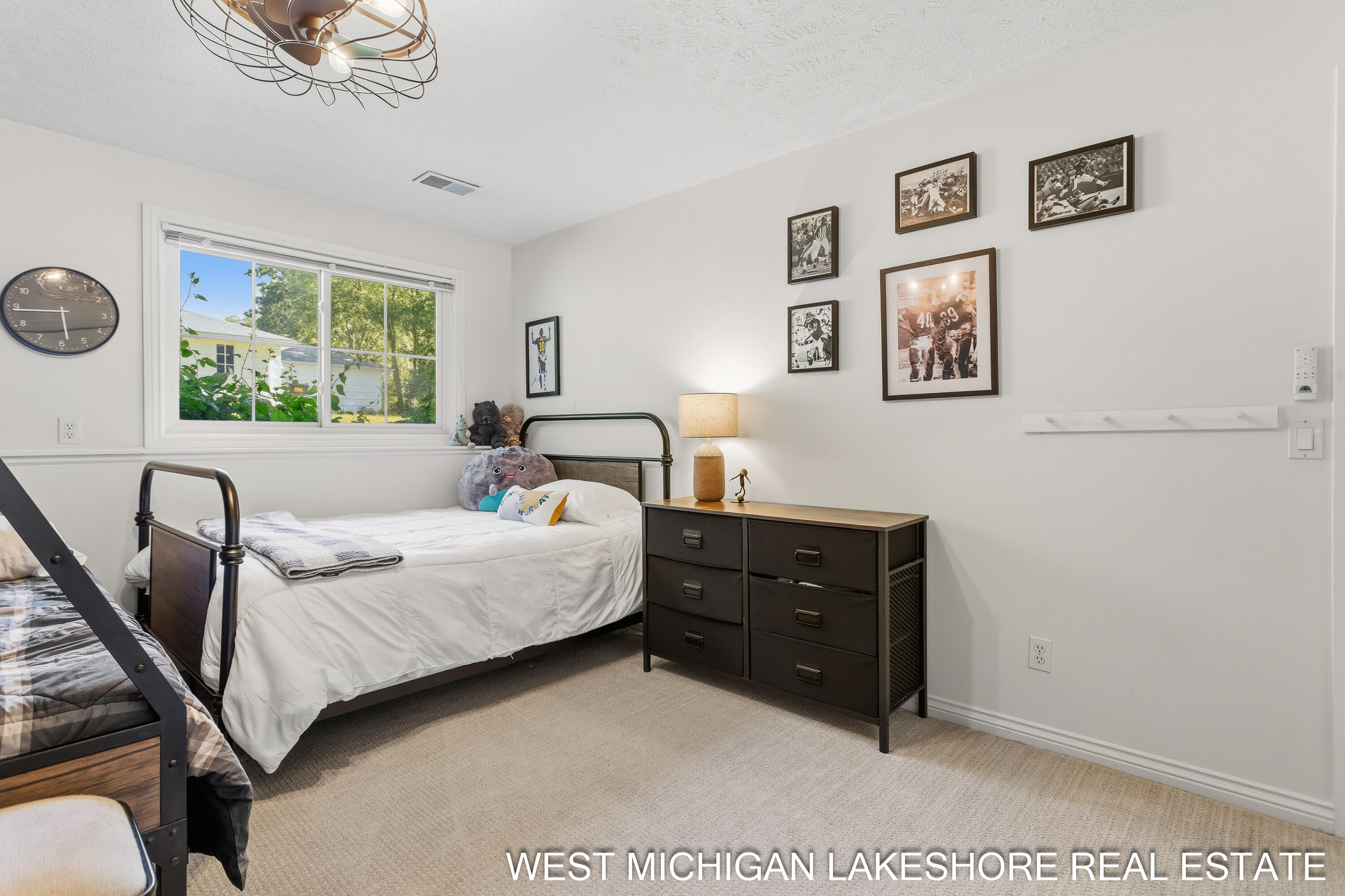3260 Lorrimar Lane