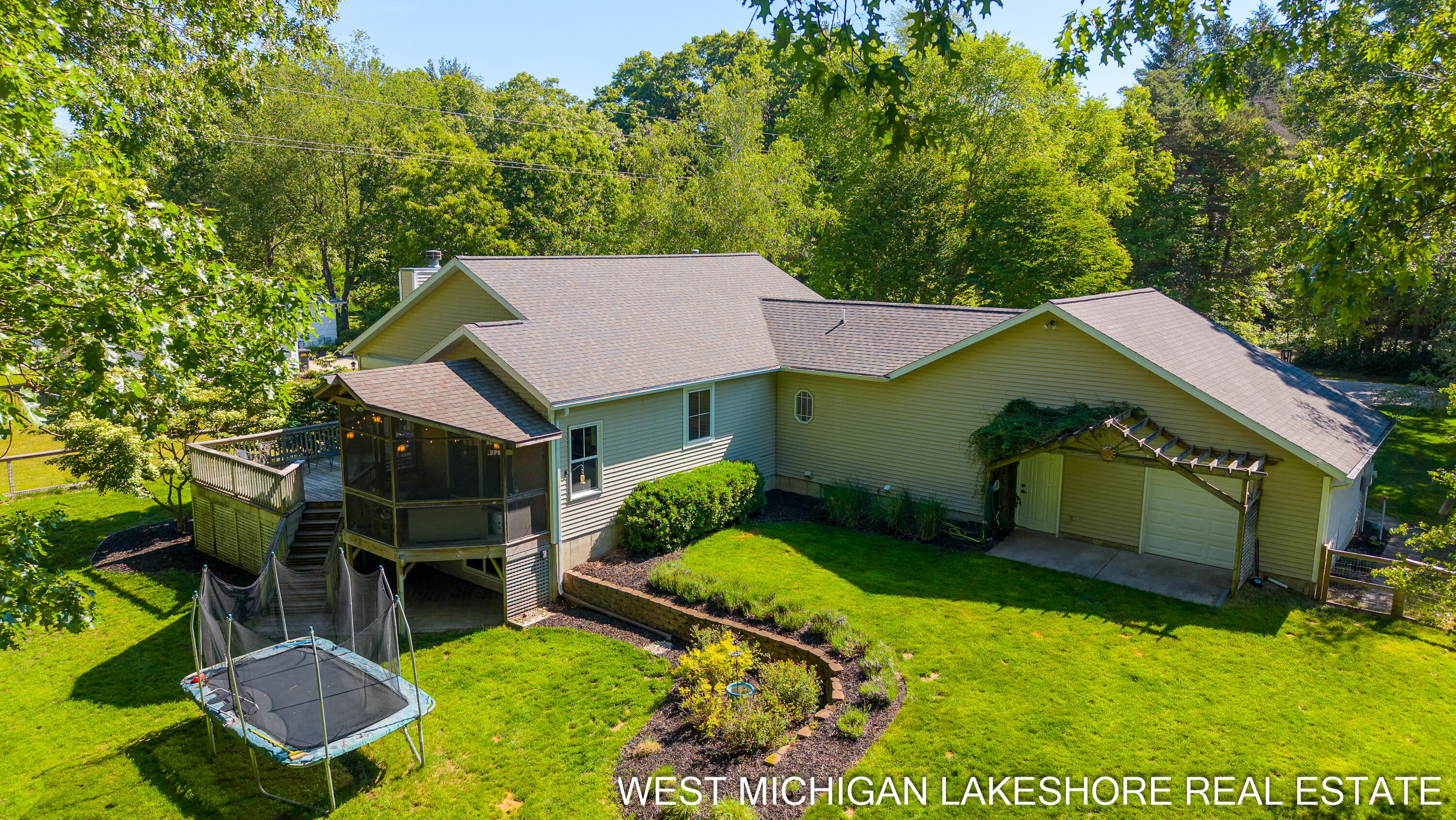 3260 Lorrimar Lane
