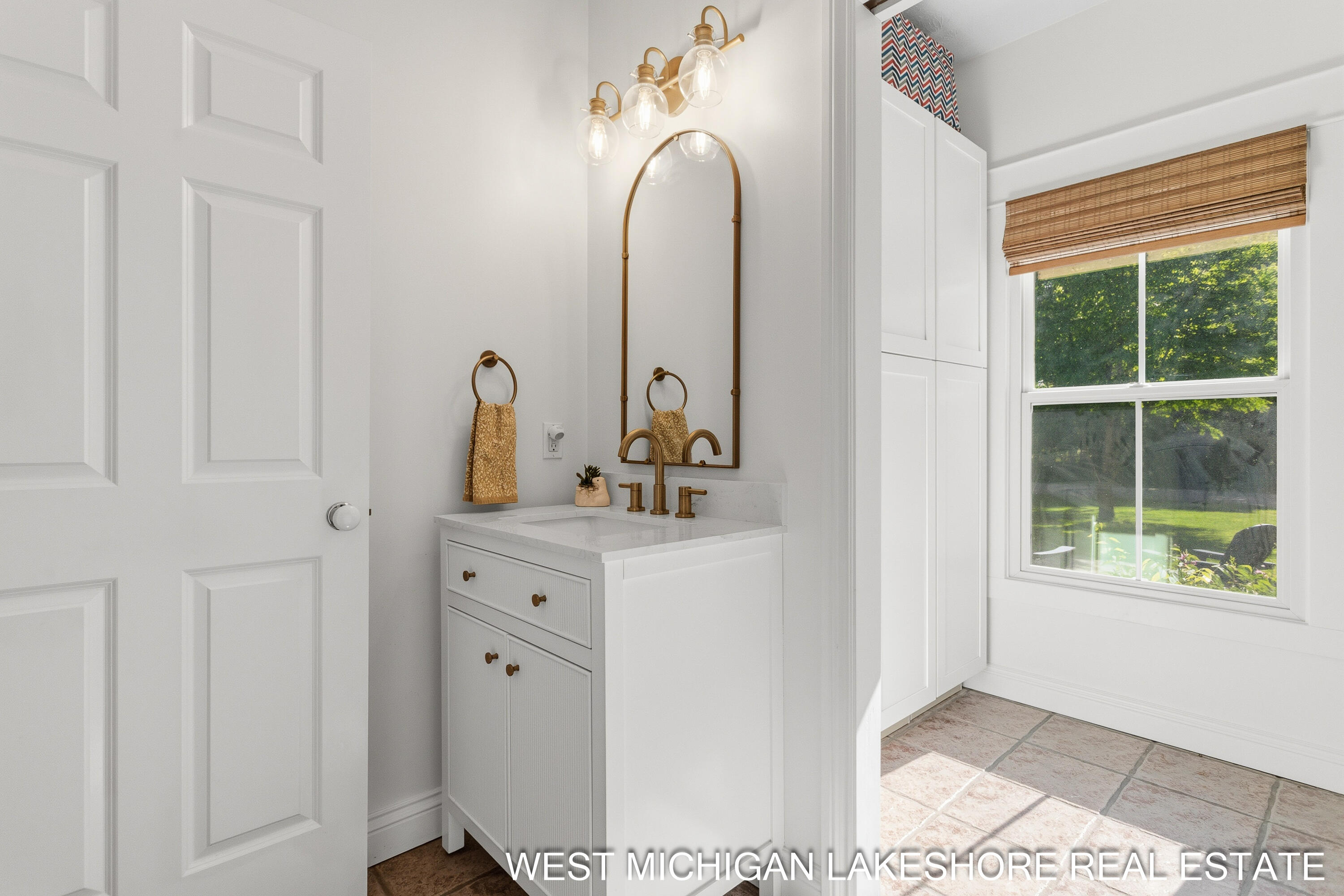 3260 Lorrimar Lane