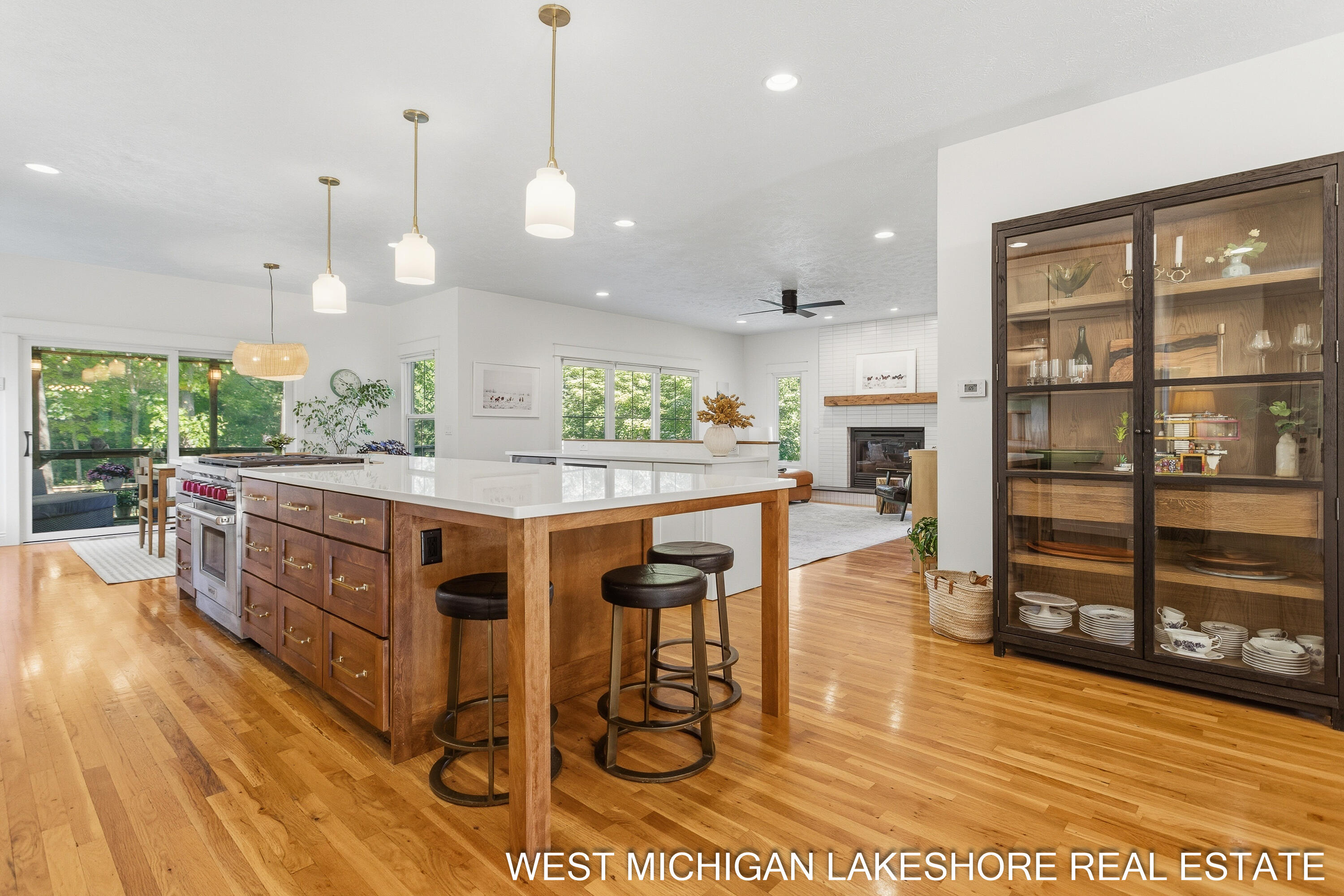 3260 Lorrimar Lane