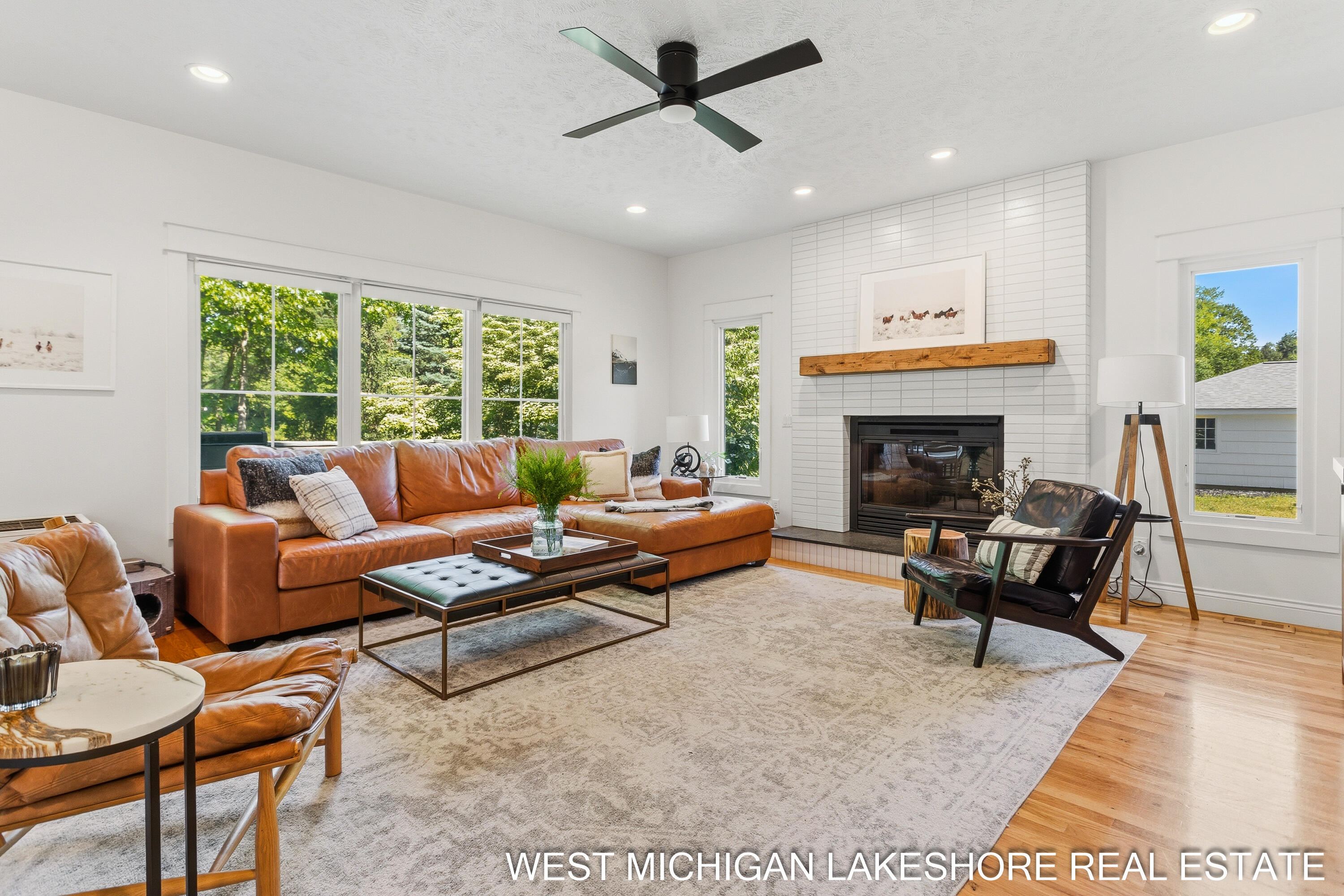 3260 Lorrimar Lane