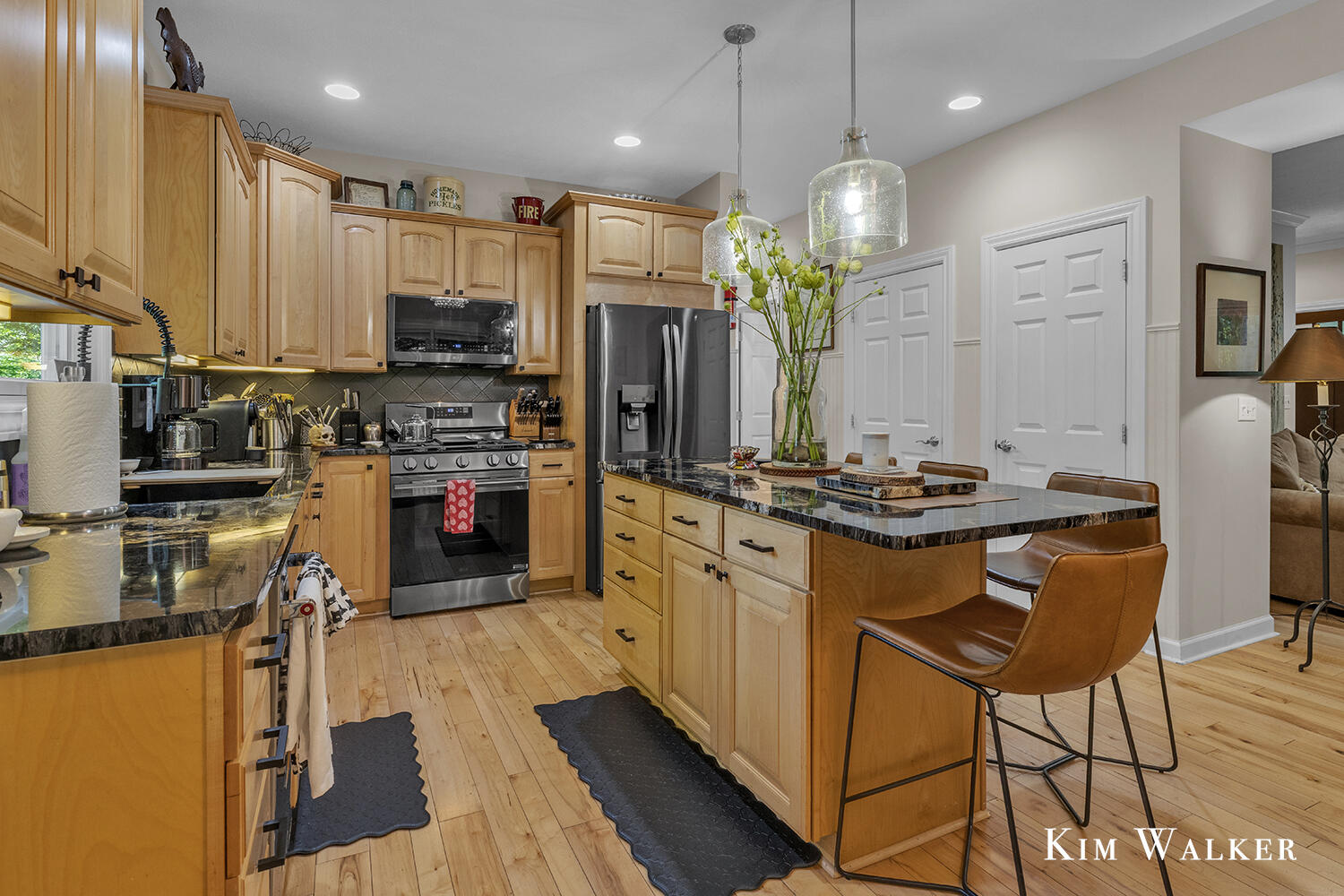 5813 Hunters Ridge