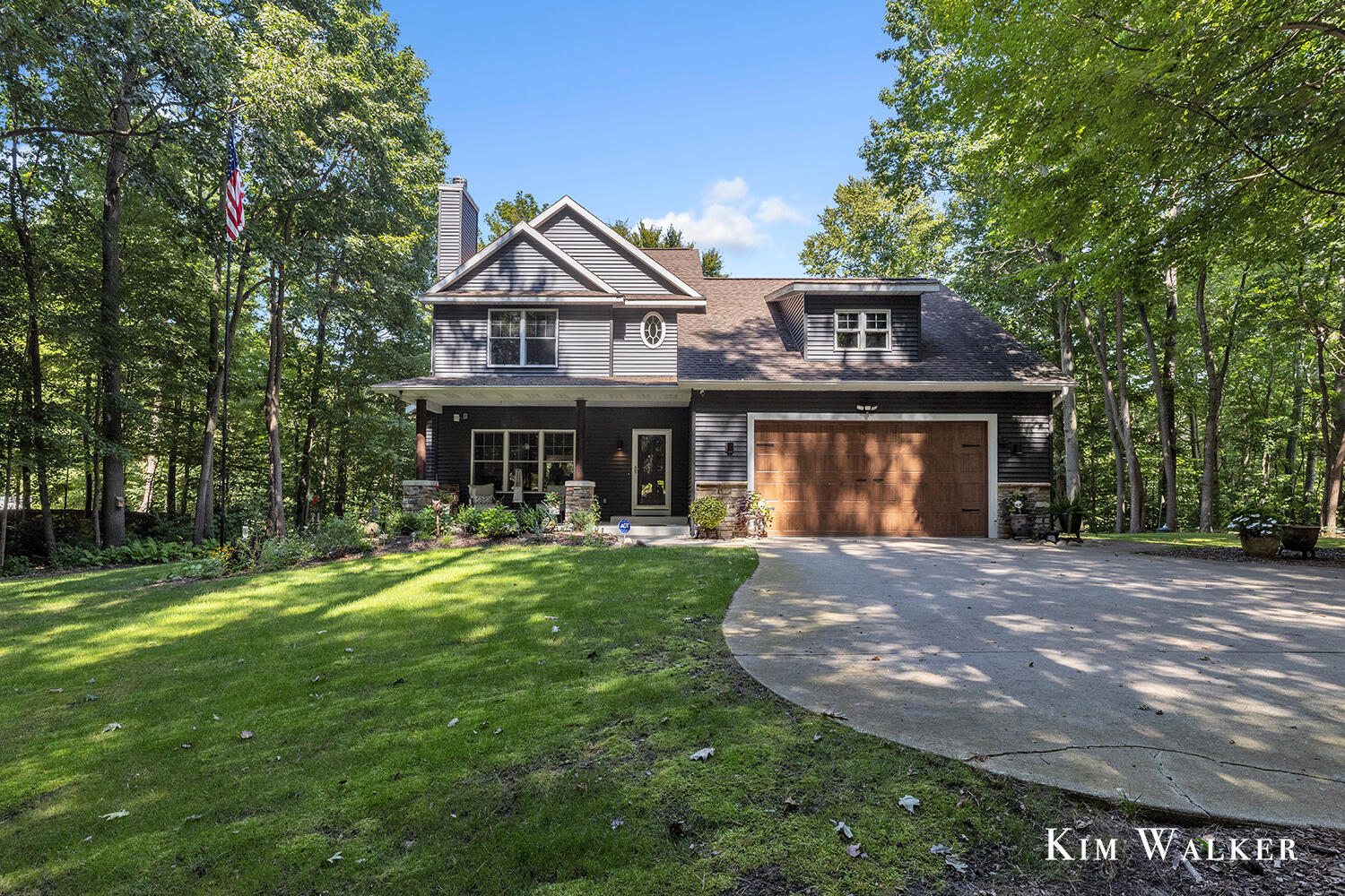 5813 Hunters Ridge