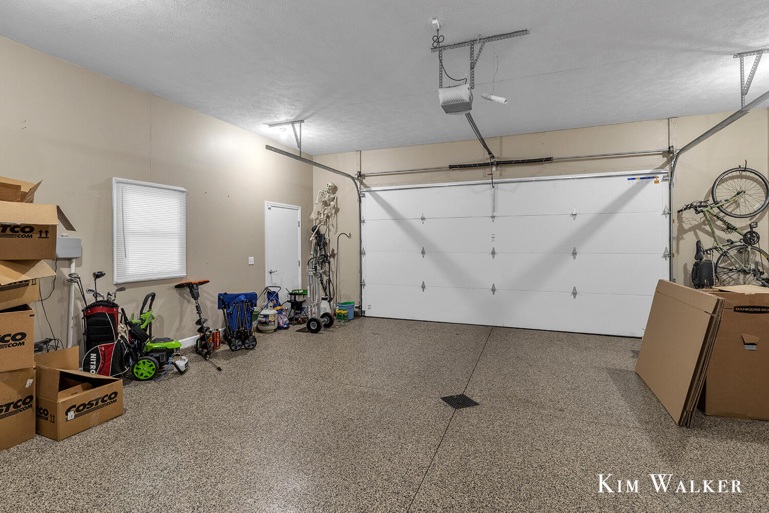 5813 Hunters Ridge
