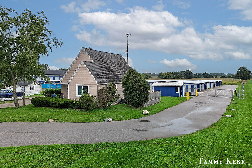 4298 58th (Blue Star Hwy) Street