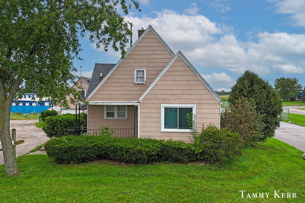 4298 58th (Blue Star Hwy) Street