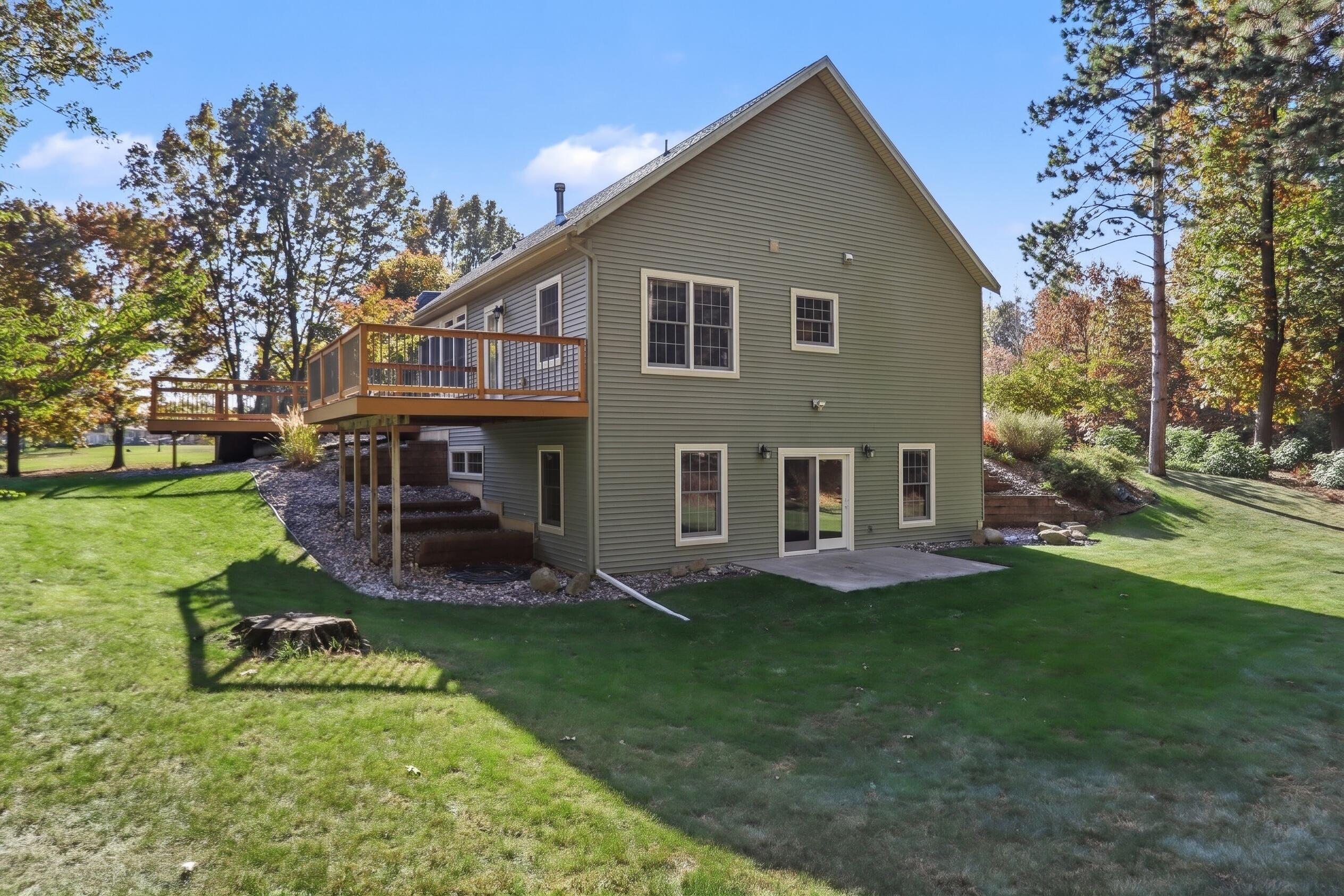 68561 Rose Meadow Lane