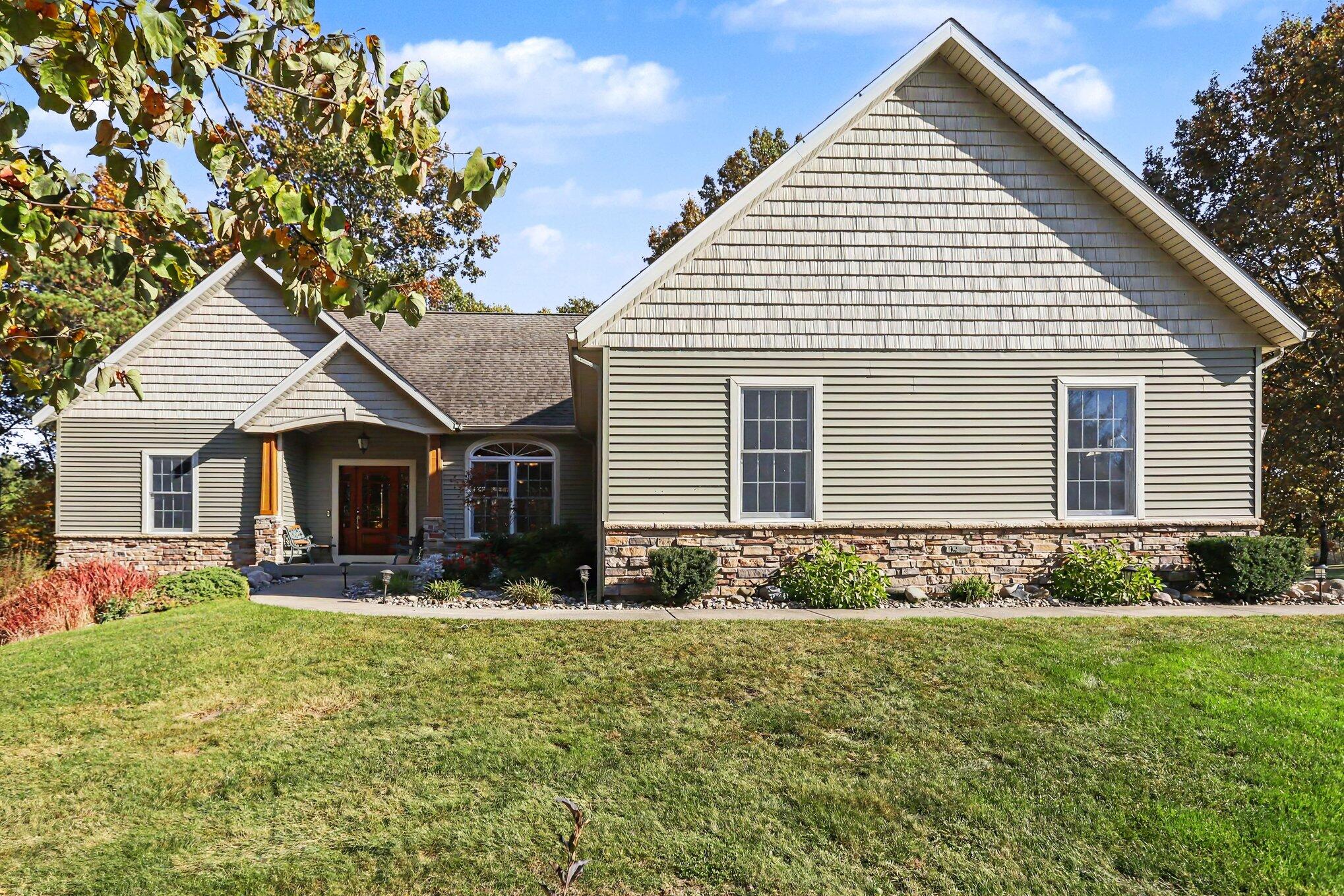 68561 Rose Meadow Lane