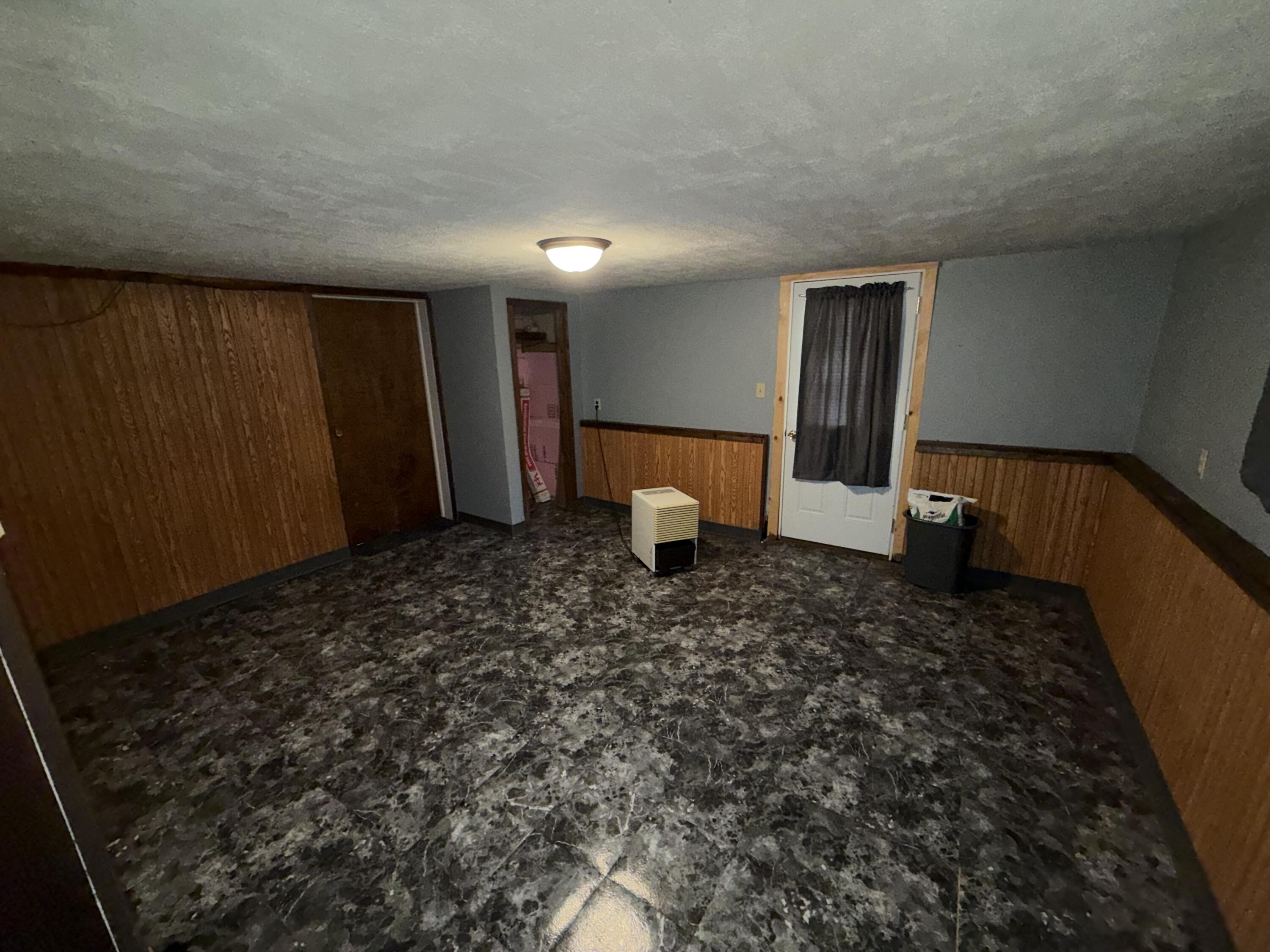 27081 Lake Drive