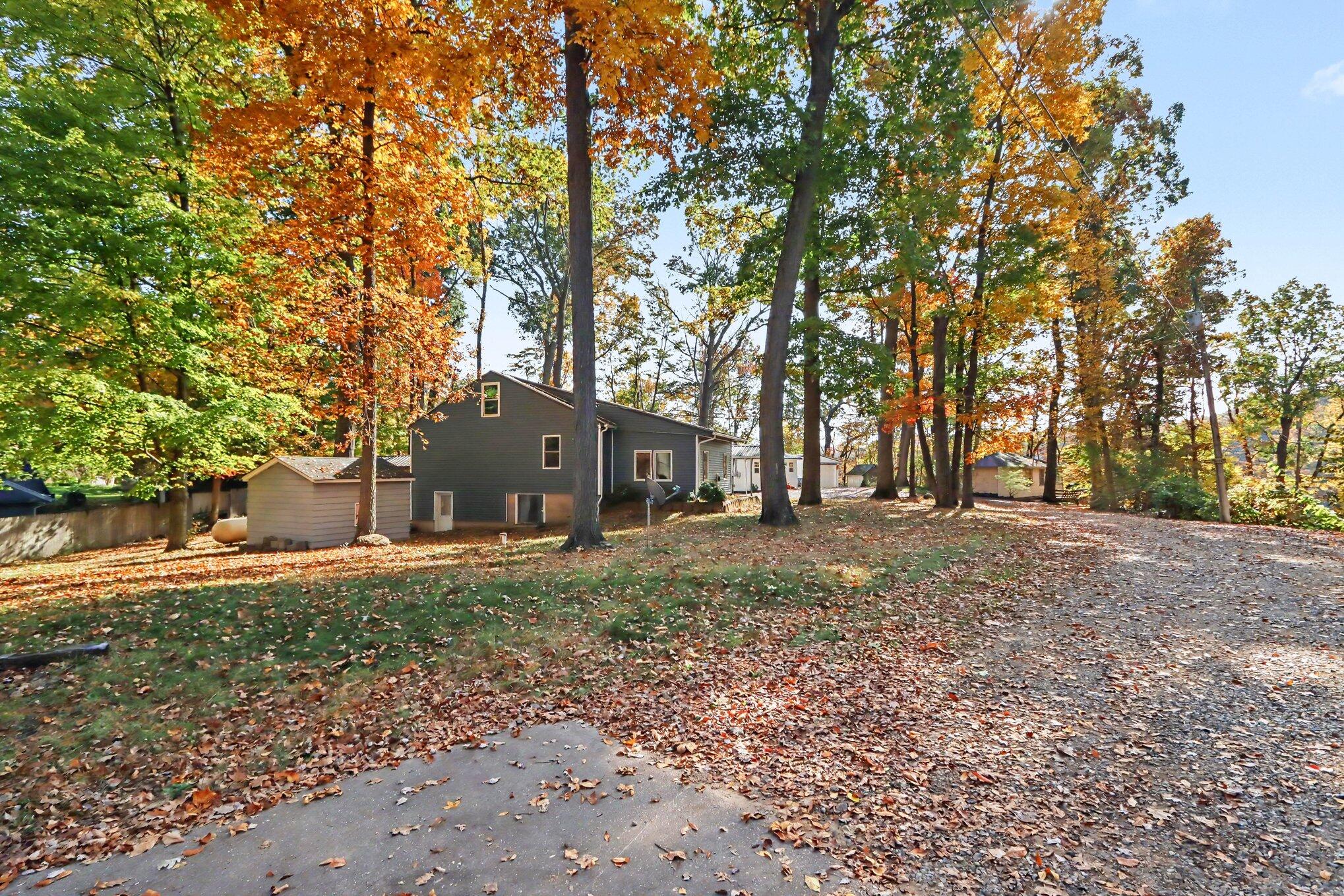 27081 Lake Drive