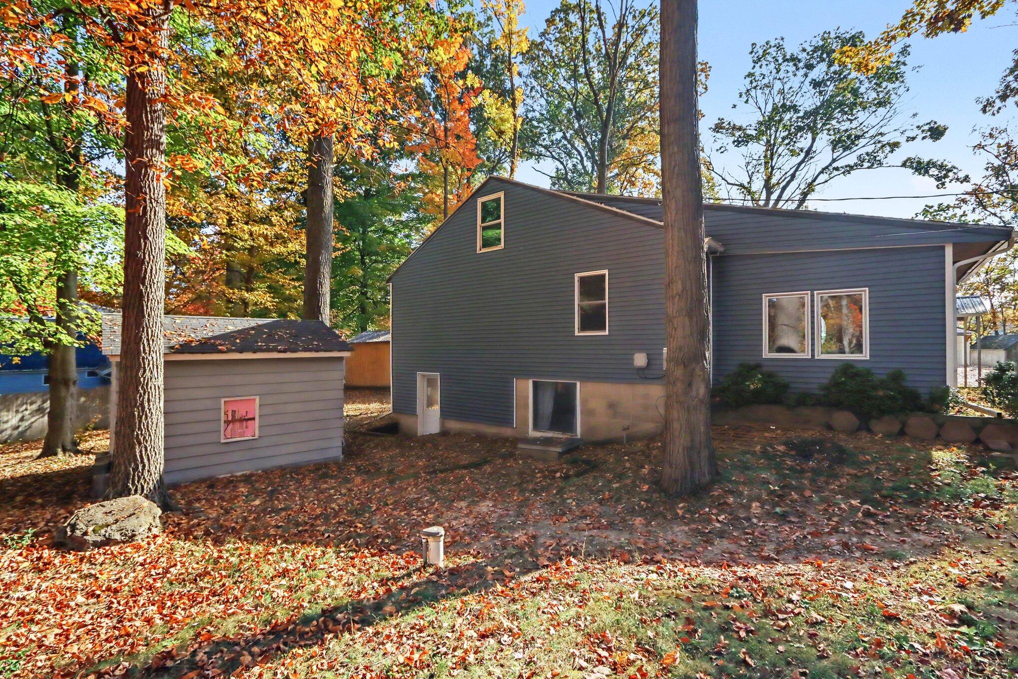 27081 Lake Drive