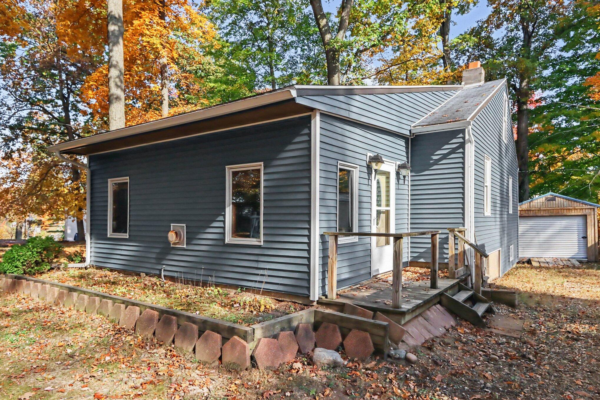 27081 Lake Drive