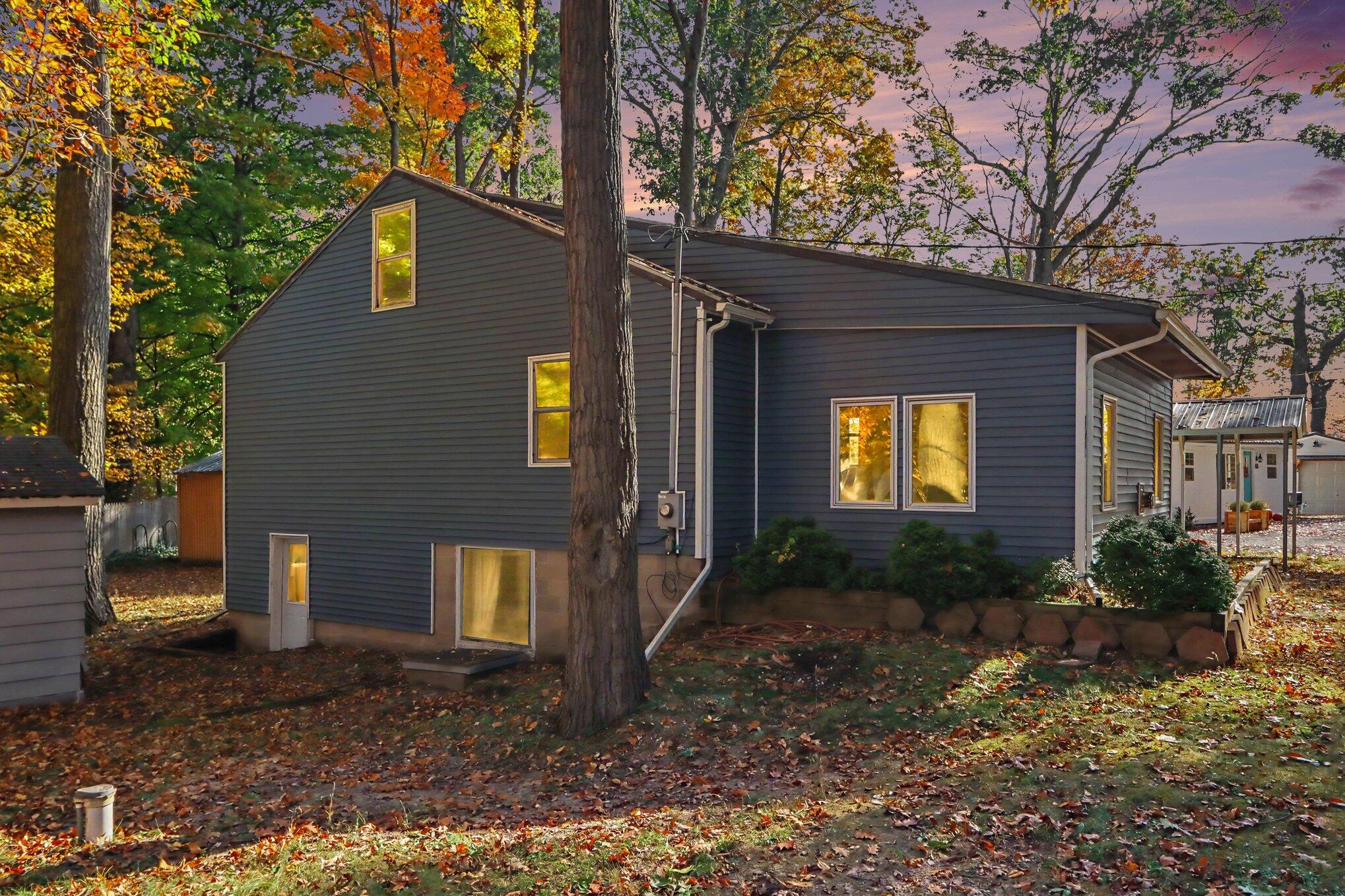 27081 Lake Drive