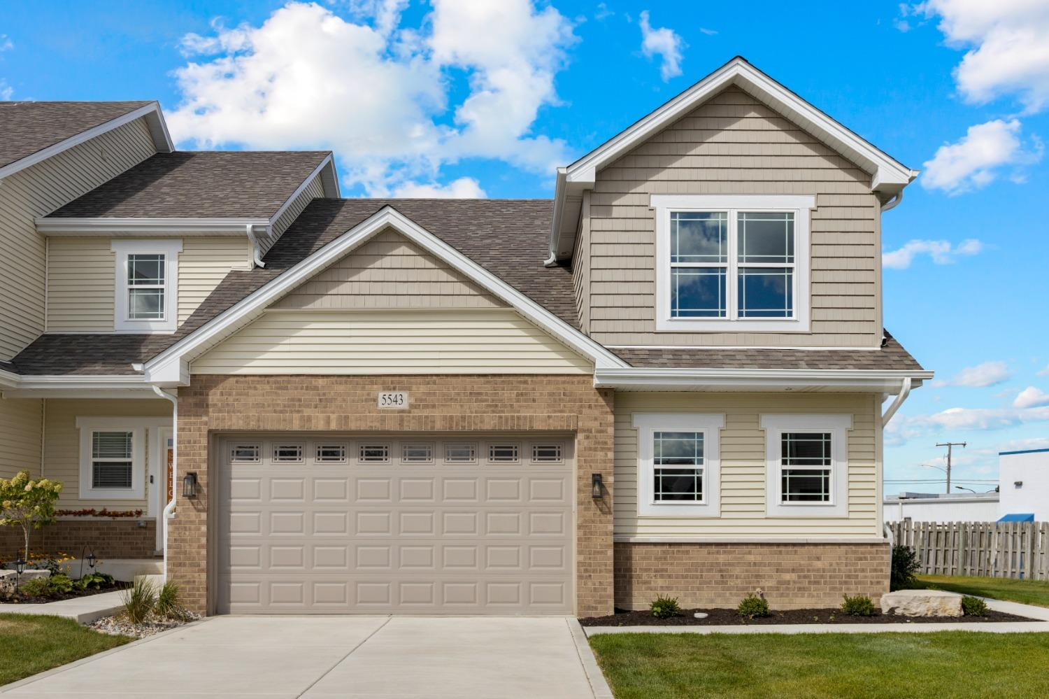 5543 Victoria Place