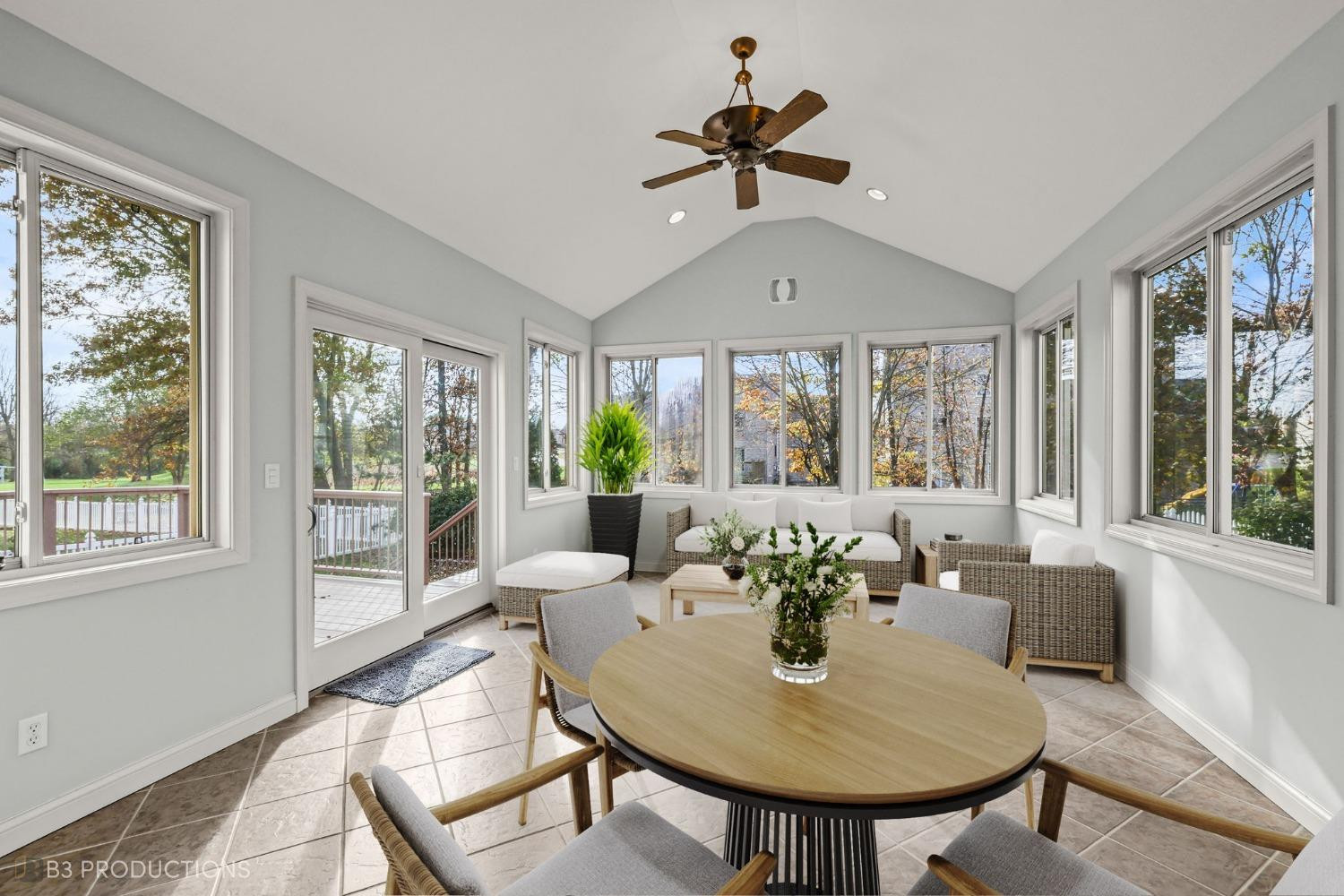 286 Glencarry Court