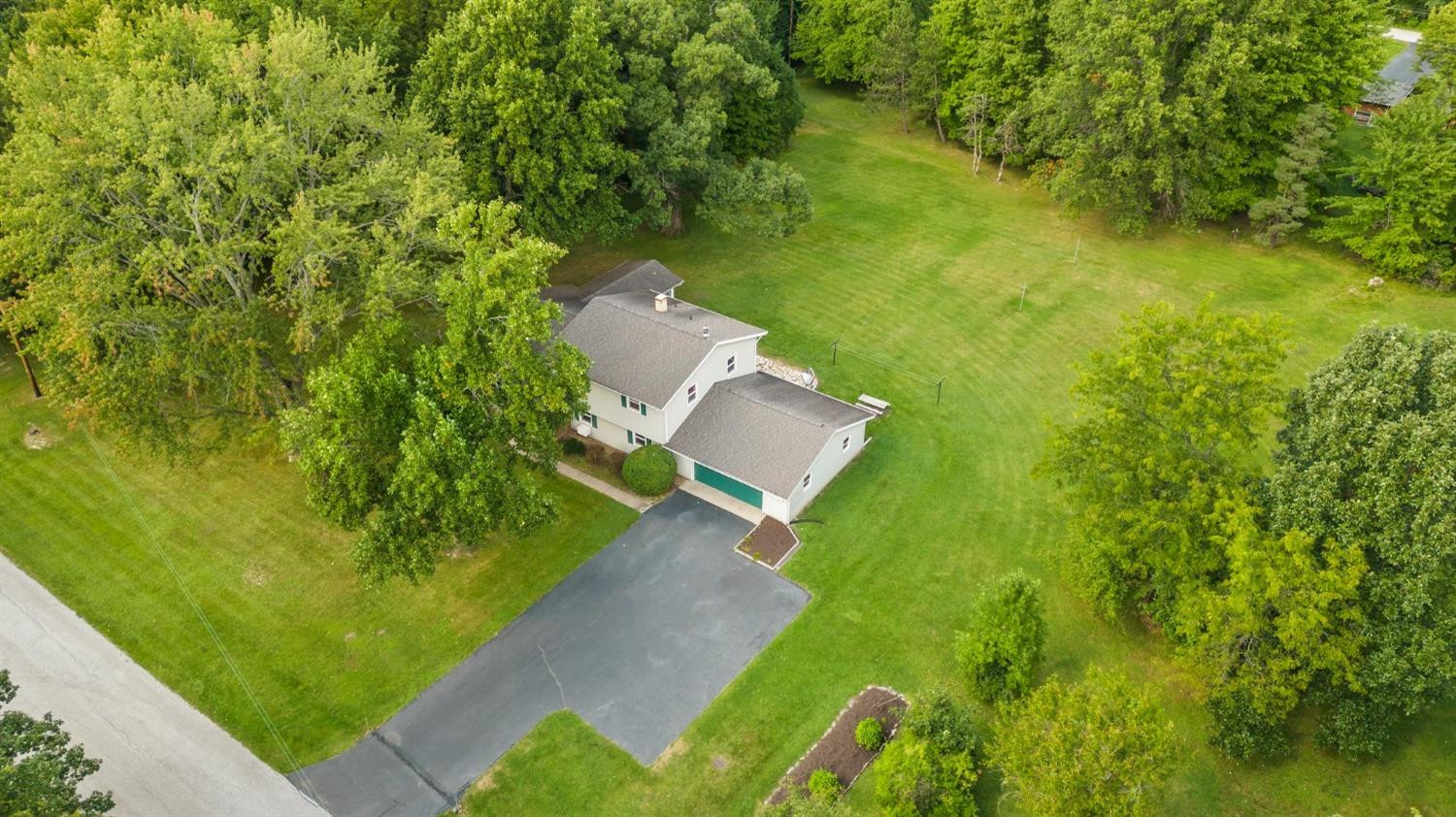 2501 Riverview Drive