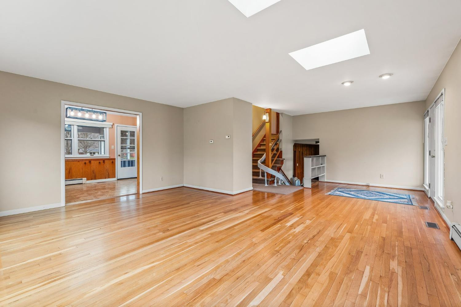 2501 Riverview Drive