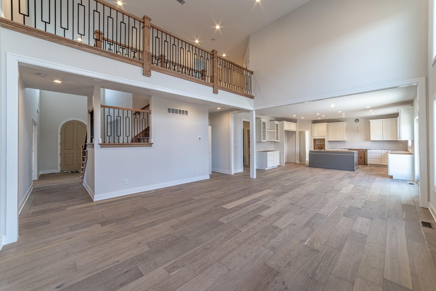 9510 Tall Grass Trail