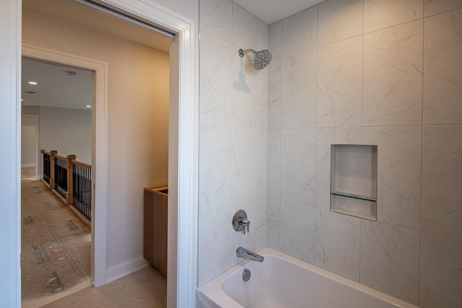 9510 Tall Grass Trail