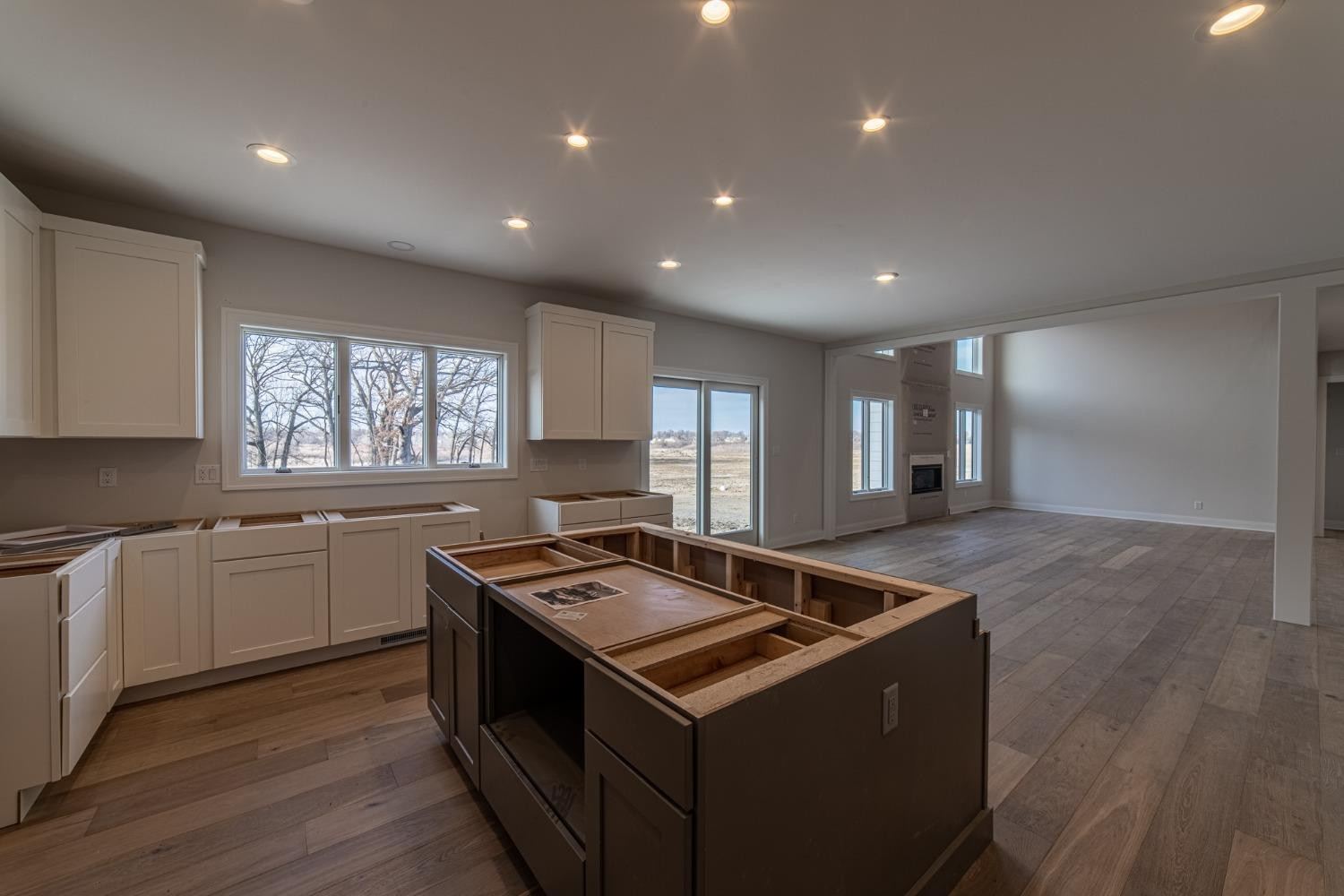 9510 Tall Grass Trail