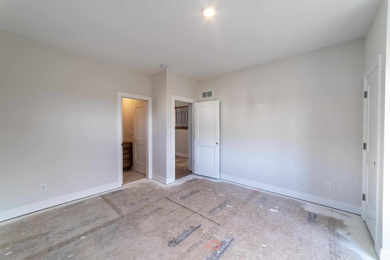 9510 Tall Grass Trail