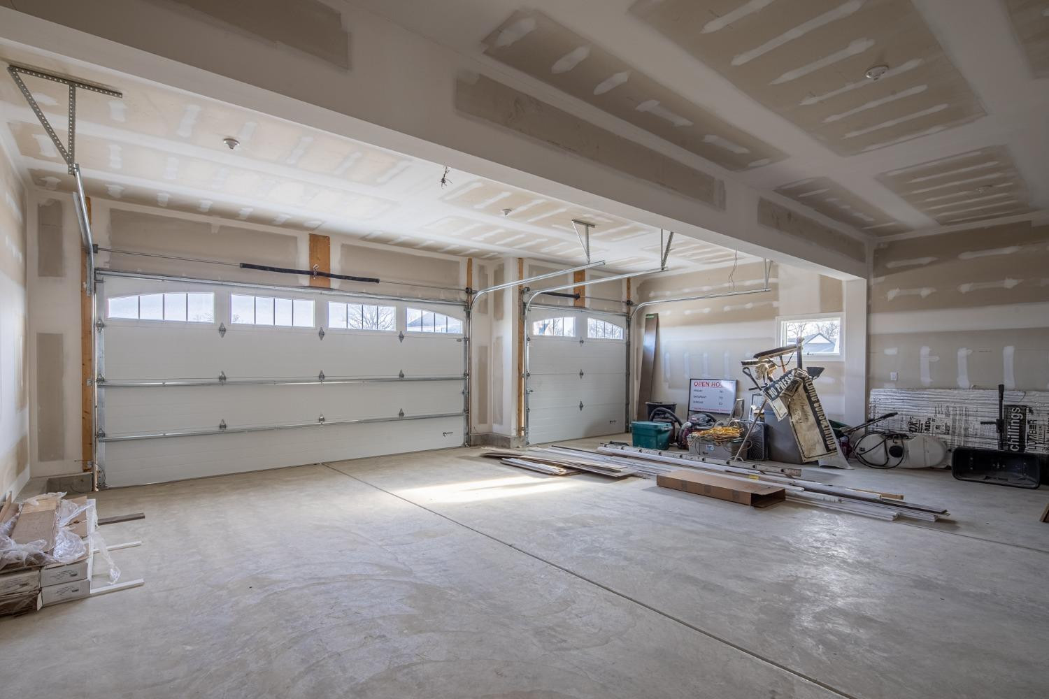 9510 Tall Grass Trail