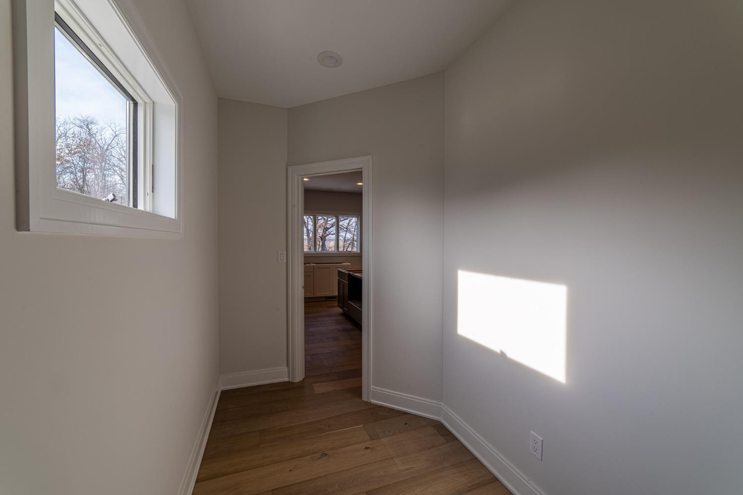 9510 Tall Grass Trail