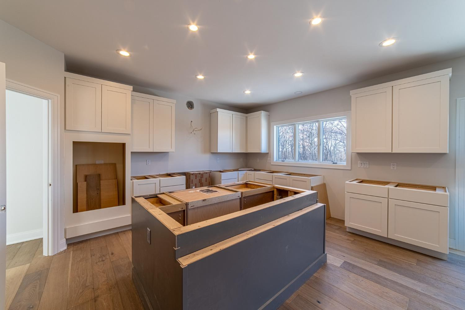 9510 Tall Grass Trail