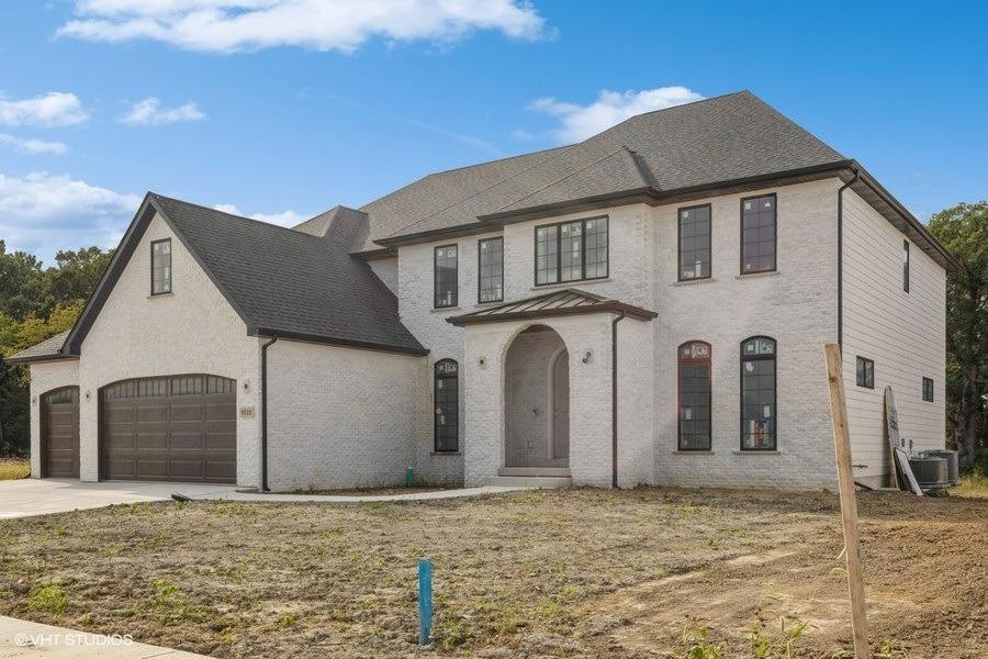 9510 Tall Grass Trail