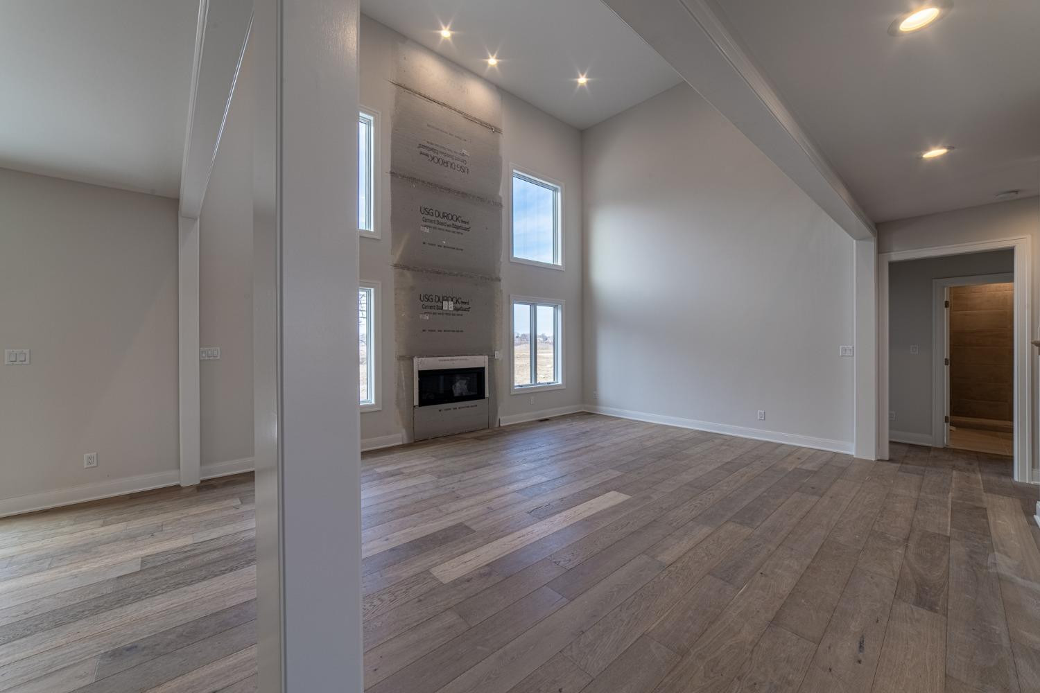 9510 Tall Grass Trail