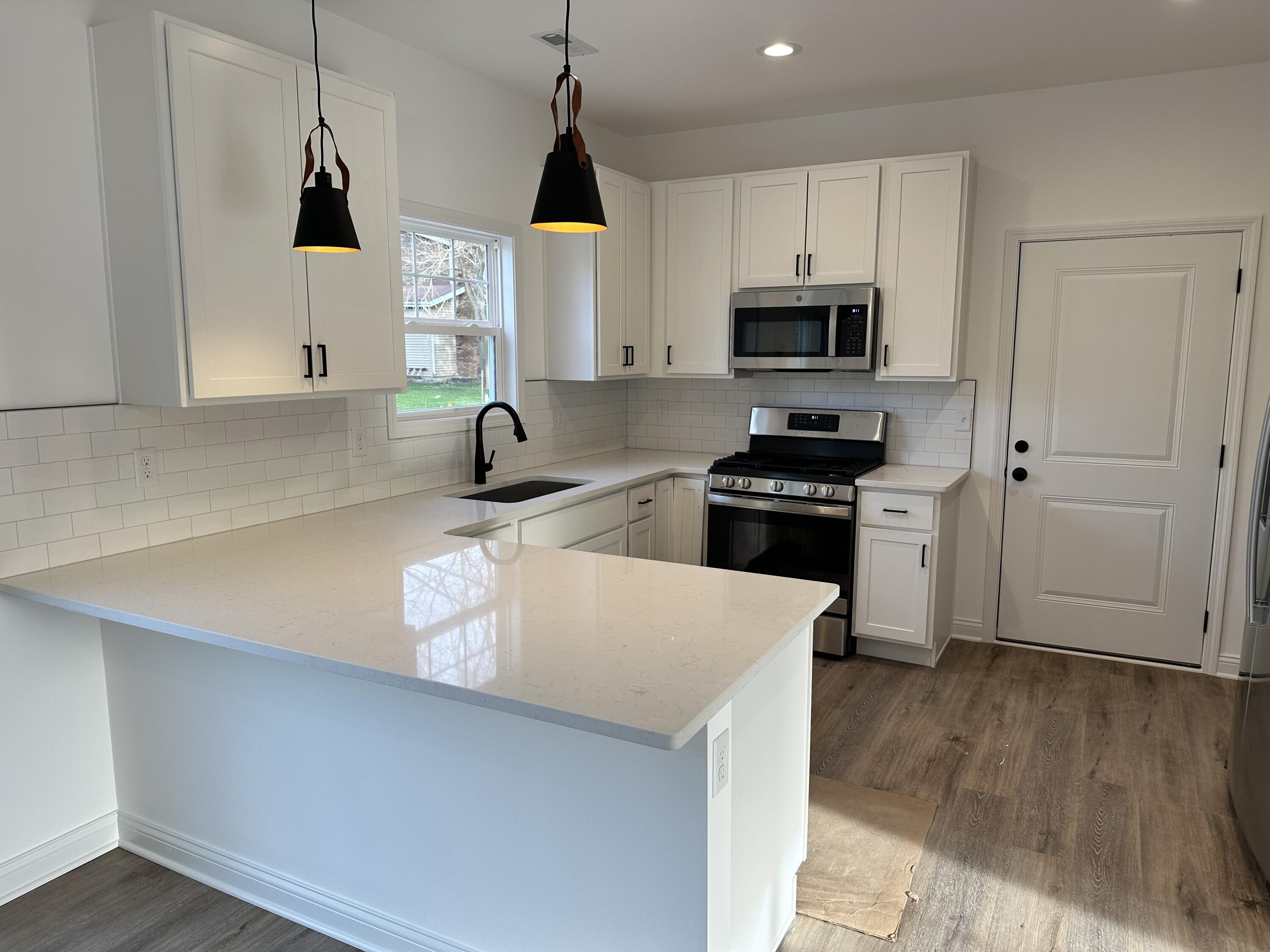 2205 Valparaiso Street