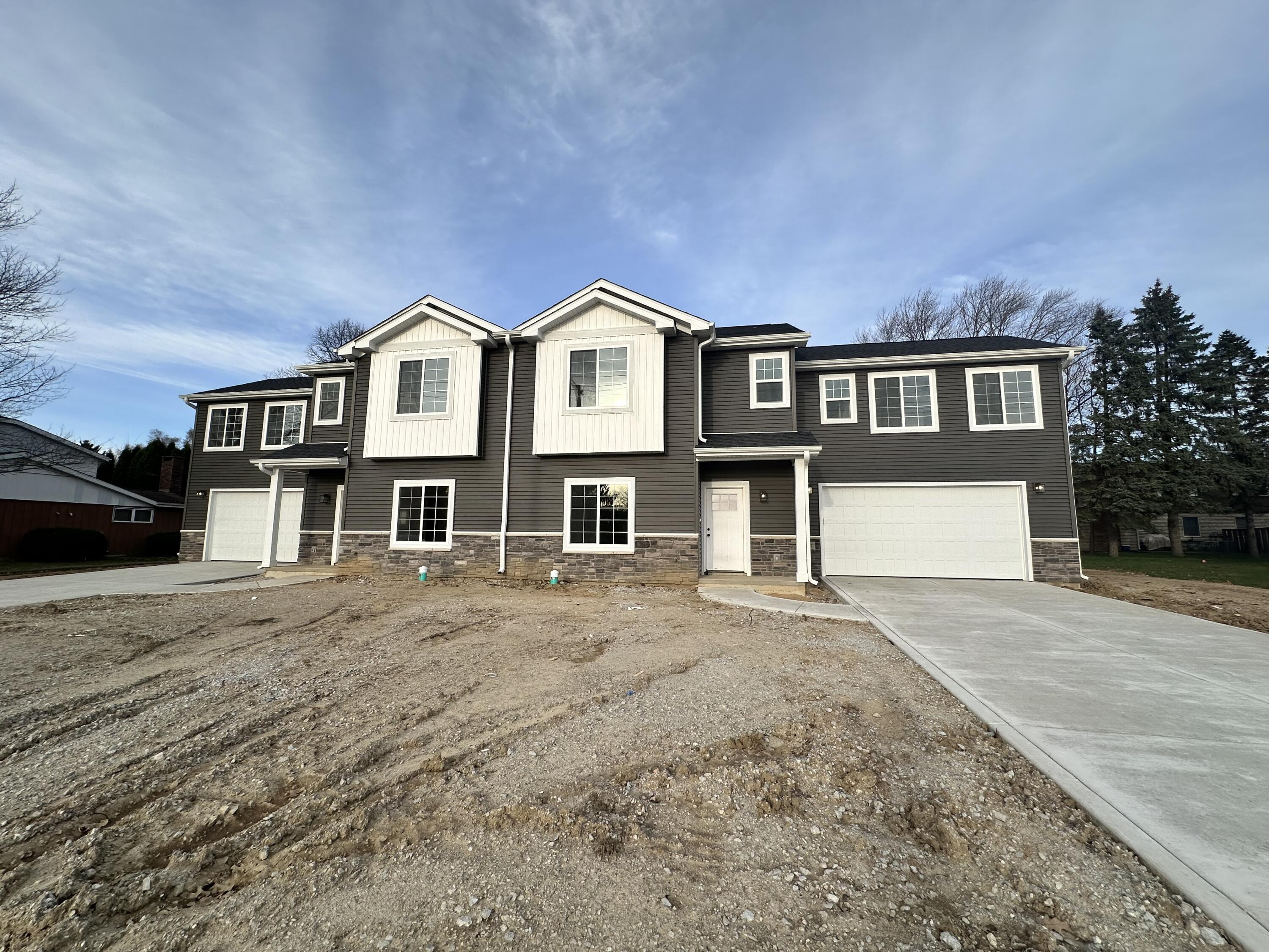 2205 Valparaiso Street